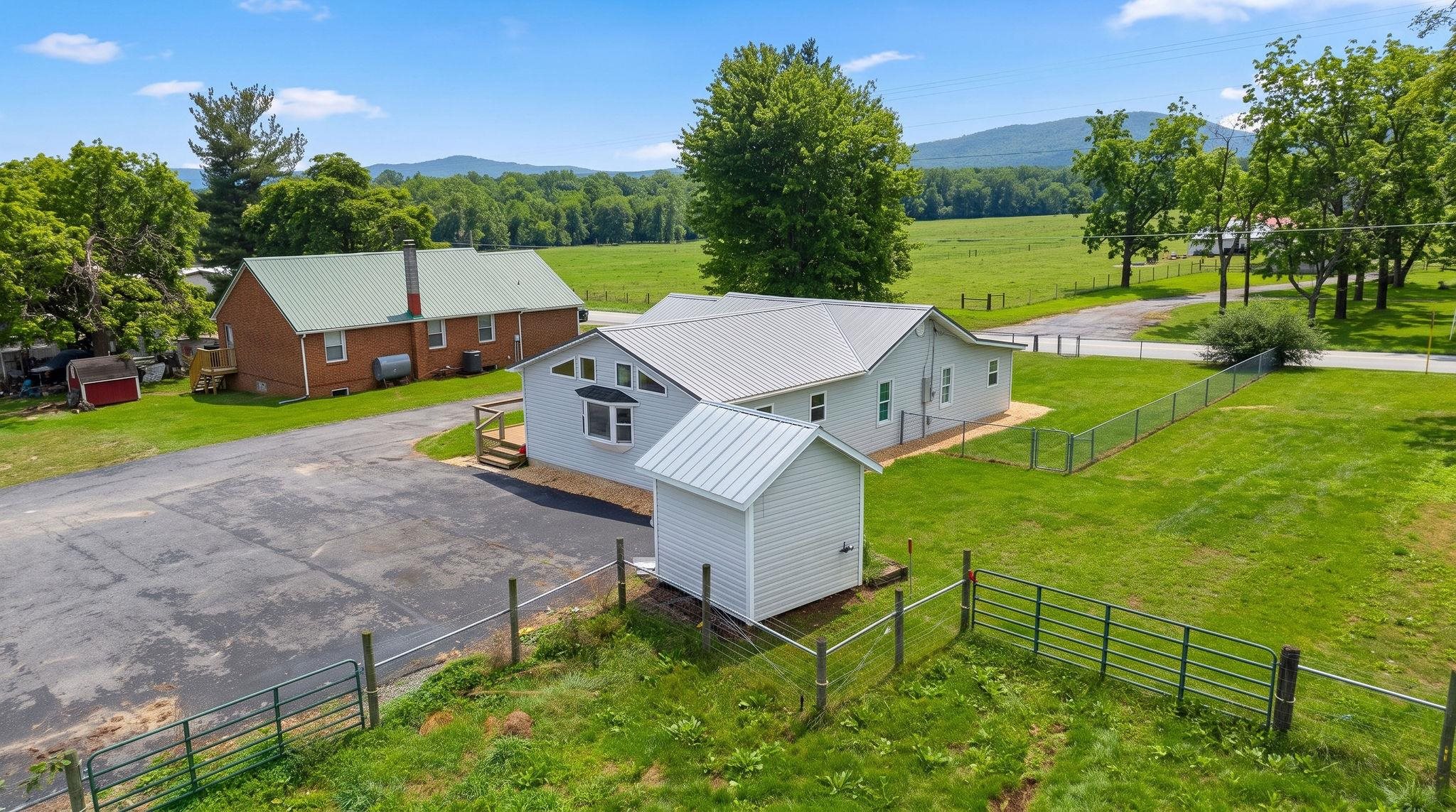 330 HOWARDSVILLE TPKE, STUARTS DRAFT, Virginia 24477, 3 Bedrooms Bedrooms, ,2 BathroomsBathrooms,Residential,330 HOWARDSVILLE TPKE,683122 MLS # 683122 330 HOWARDSVILLE TPKE, STUARTS DRAFT, Virginia 24477, 3 Bedrooms Bedrooms, ,2 BathroomsBathrooms,Residential,330 HOWARDSVILLE TPKE,683122 MLS # 683122
