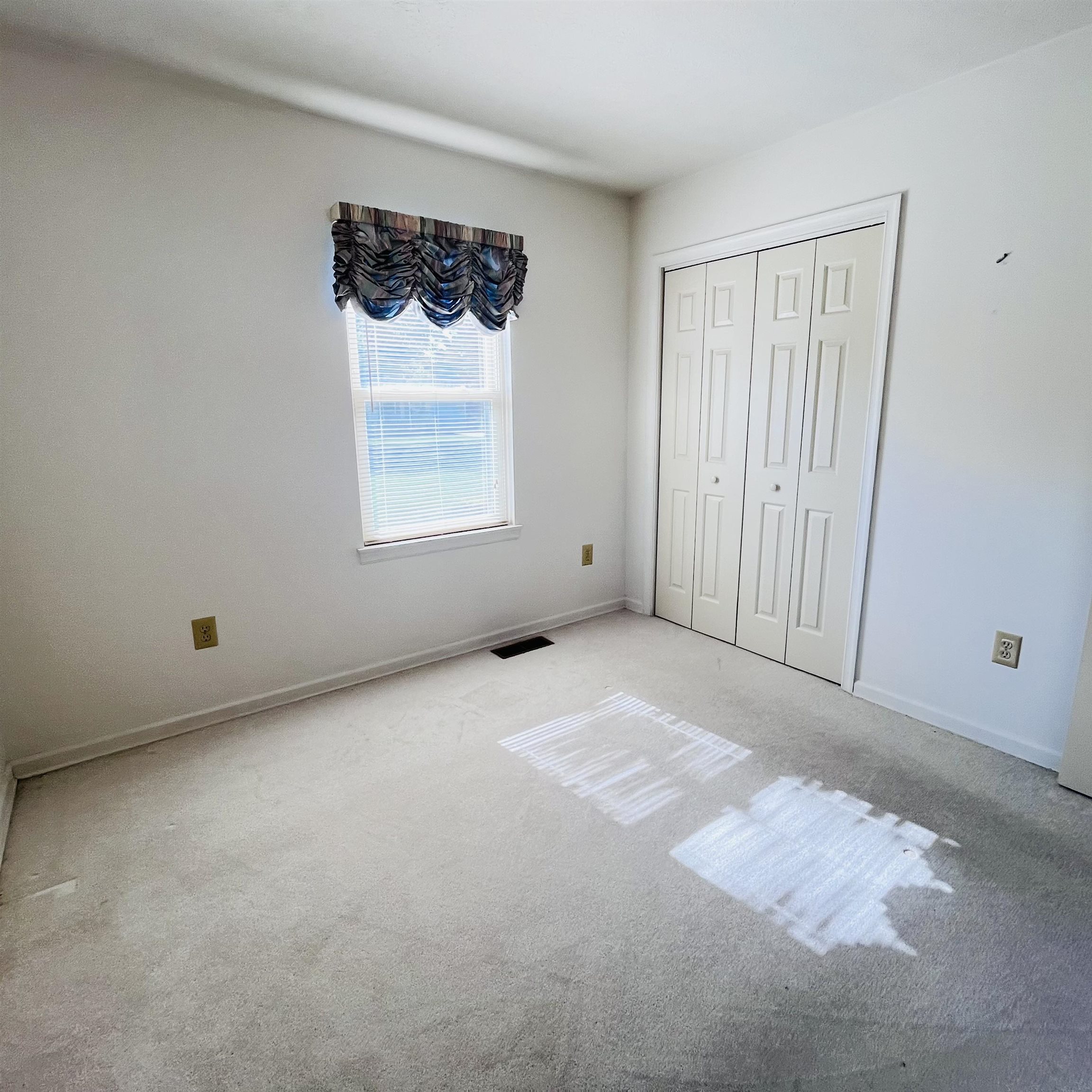 141 IRIS DR, WAYNESBORO, Virginia 22980, 3 Bedrooms Bedrooms, ,2 BathroomsBathrooms,Residential,141 IRIS DR,683123 MLS # 683123 141 IRIS DR, WAYNESBORO, Virginia 22980, 3 Bedrooms Bedrooms, ,2 BathroomsBathrooms,Residential,141 IRIS DR,683123 MLS # 683123