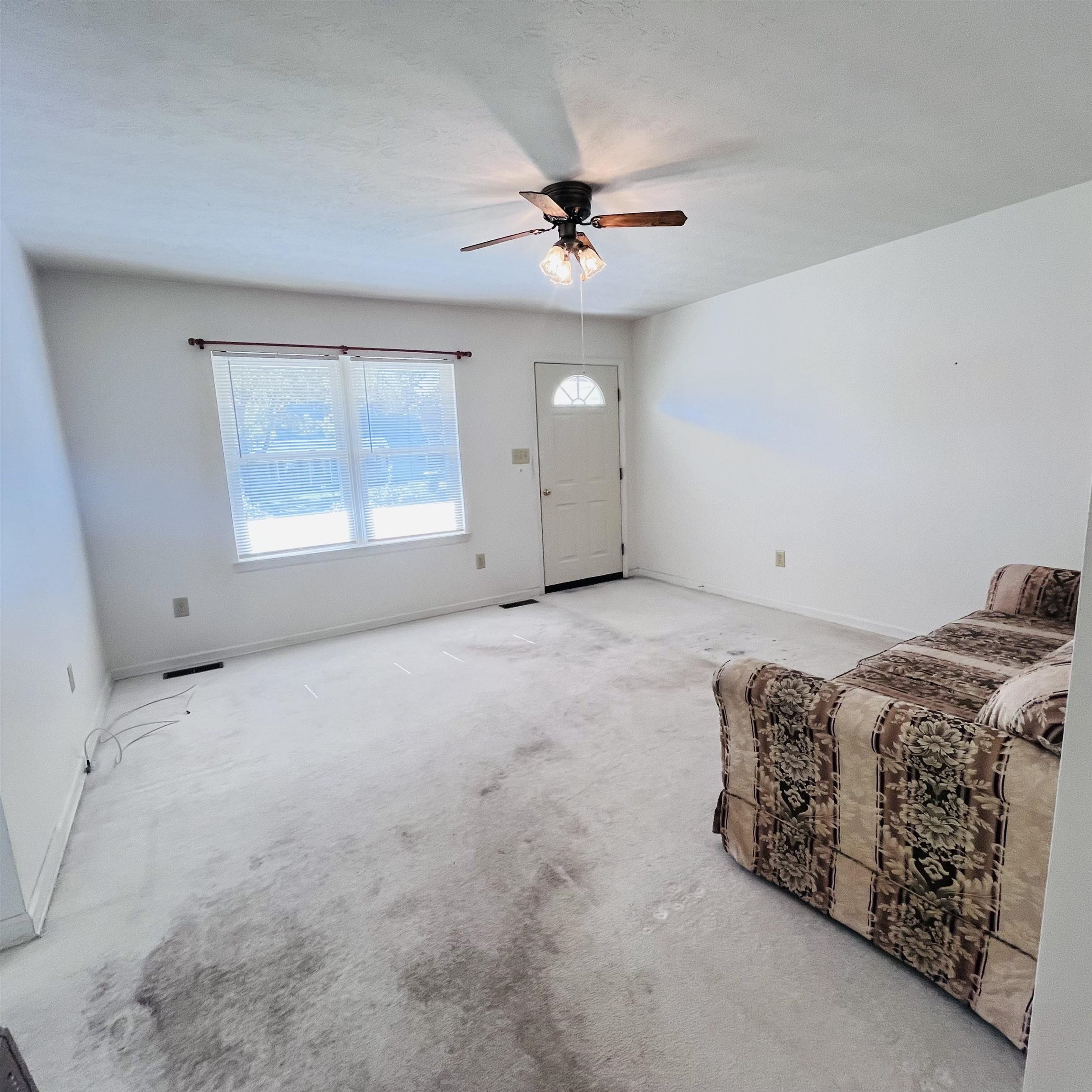 141 IRIS DR, WAYNESBORO, Virginia 22980, 3 Bedrooms Bedrooms, ,2 BathroomsBathrooms,Residential,141 IRIS DR,683123 MLS # 683123 141 IRIS DR, WAYNESBORO, Virginia 22980, 3 Bedrooms Bedrooms, ,2 BathroomsBathrooms,Residential,141 IRIS DR,683123 MLS # 683123