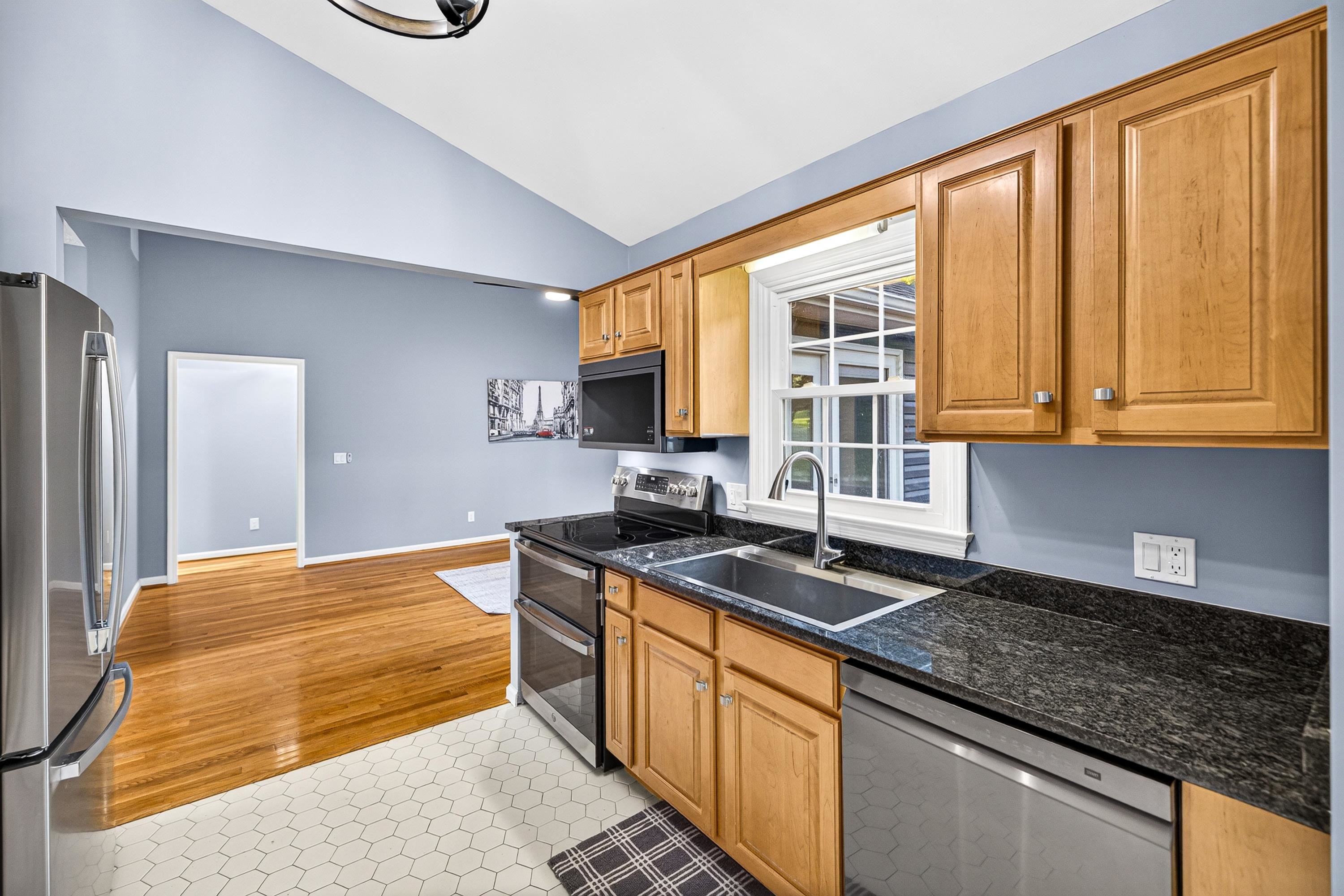 951 MOCKINGBIRD DR, HARRISONBURG, Virginia 22802, 3 Bedrooms Bedrooms, ,2 BathroomsBathrooms,Residential,951 MOCKINGBIRD DR,683124 MLS # 683124 951 MOCKINGBIRD DR, HARRISONBURG, Virginia 22802, 3 Bedrooms Bedrooms, ,2 BathroomsBathrooms,Residential,951 MOCKINGBIRD DR,683124 MLS # 683124