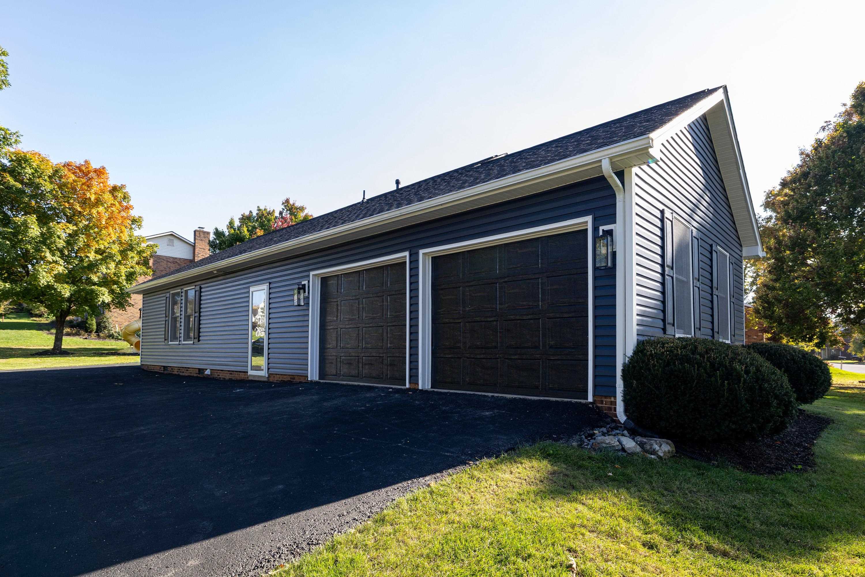 951 MOCKINGBIRD DR, HARRISONBURG, Virginia 22802, 3 Bedrooms Bedrooms, ,2 BathroomsBathrooms,Residential,951 MOCKINGBIRD DR,683124 MLS # 683124 951 MOCKINGBIRD DR, HARRISONBURG, Virginia 22802, 3 Bedrooms Bedrooms, ,2 BathroomsBathrooms,Residential,951 MOCKINGBIRD DR,683124 MLS # 683124