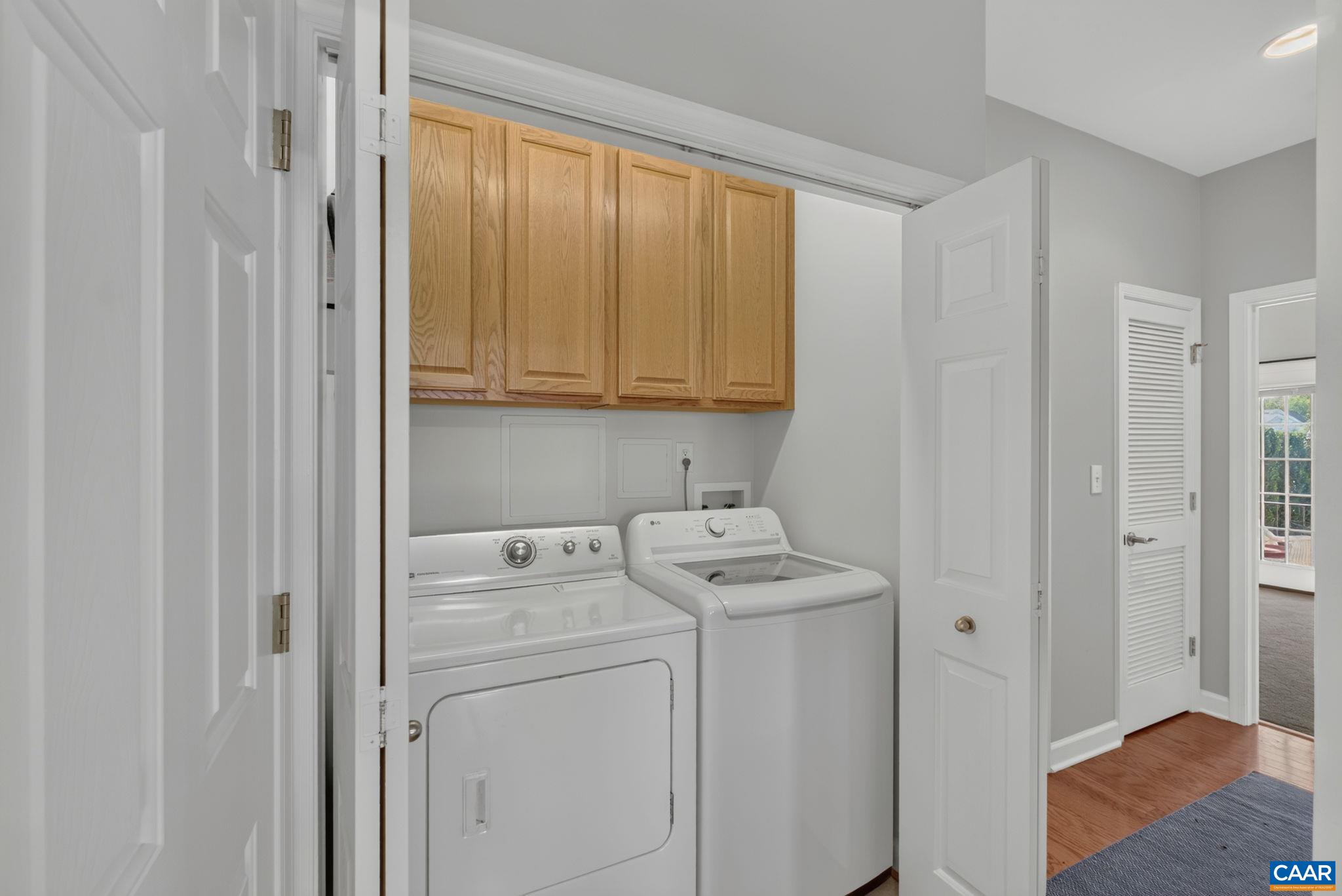 Washing machine is NEW and conveys in addition to the dryer! Washing machine is NEW and conveys in addition to the dryer!
