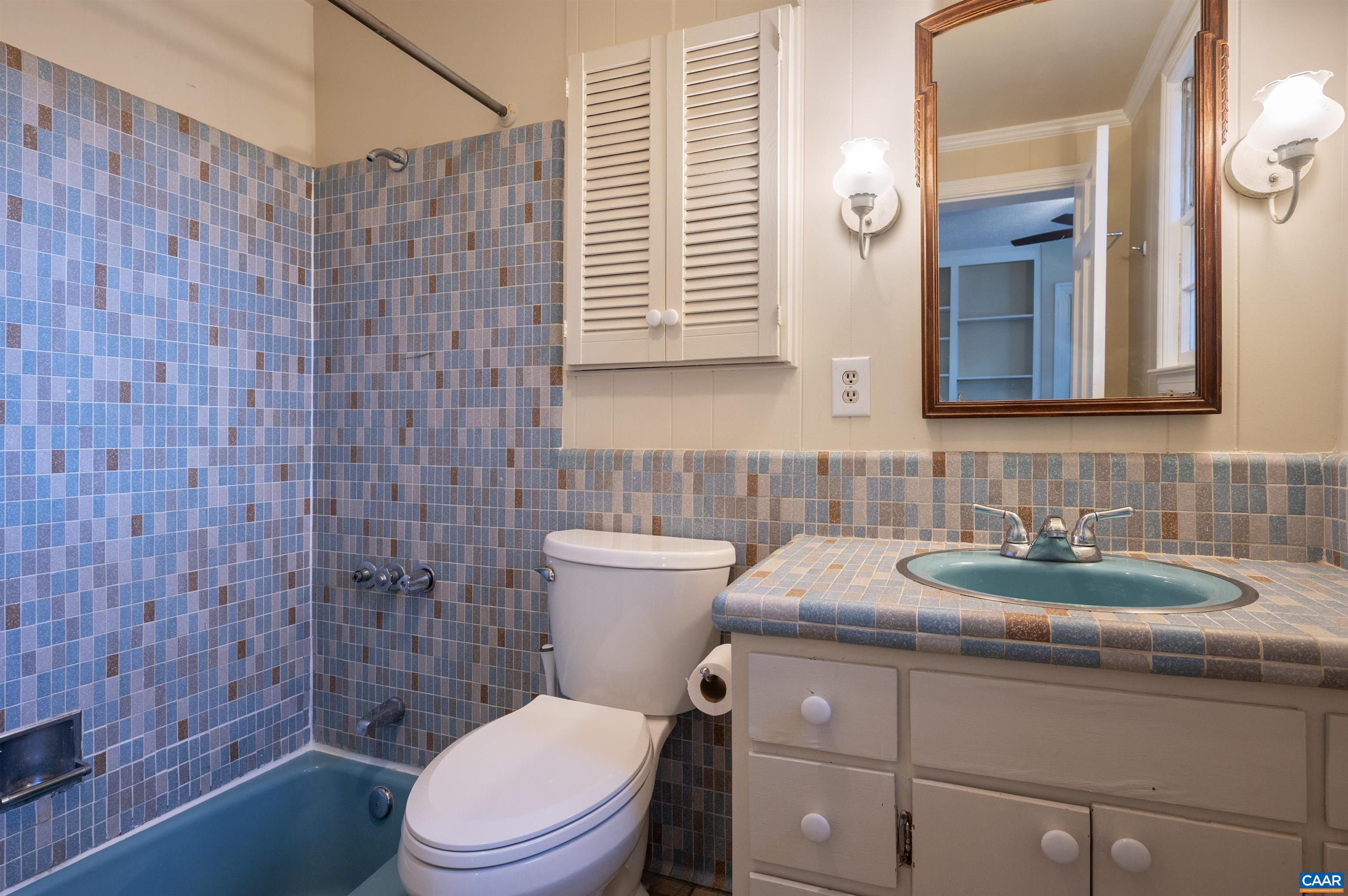 118 WASHINGTON AVE, CHARLOTTESVILLE, Virginia 22903, 3 Bedrooms Bedrooms, ,2 BathroomsBathrooms,Residential,118 WASHINGTON AVE,683128 MLS # 683128 118 WASHINGTON AVE, CHARLOTTESVILLE, Virginia 22903, 3 Bedrooms Bedrooms, ,2 BathroomsBathrooms,Residential,118 WASHINGTON AVE,683128 MLS # 683128