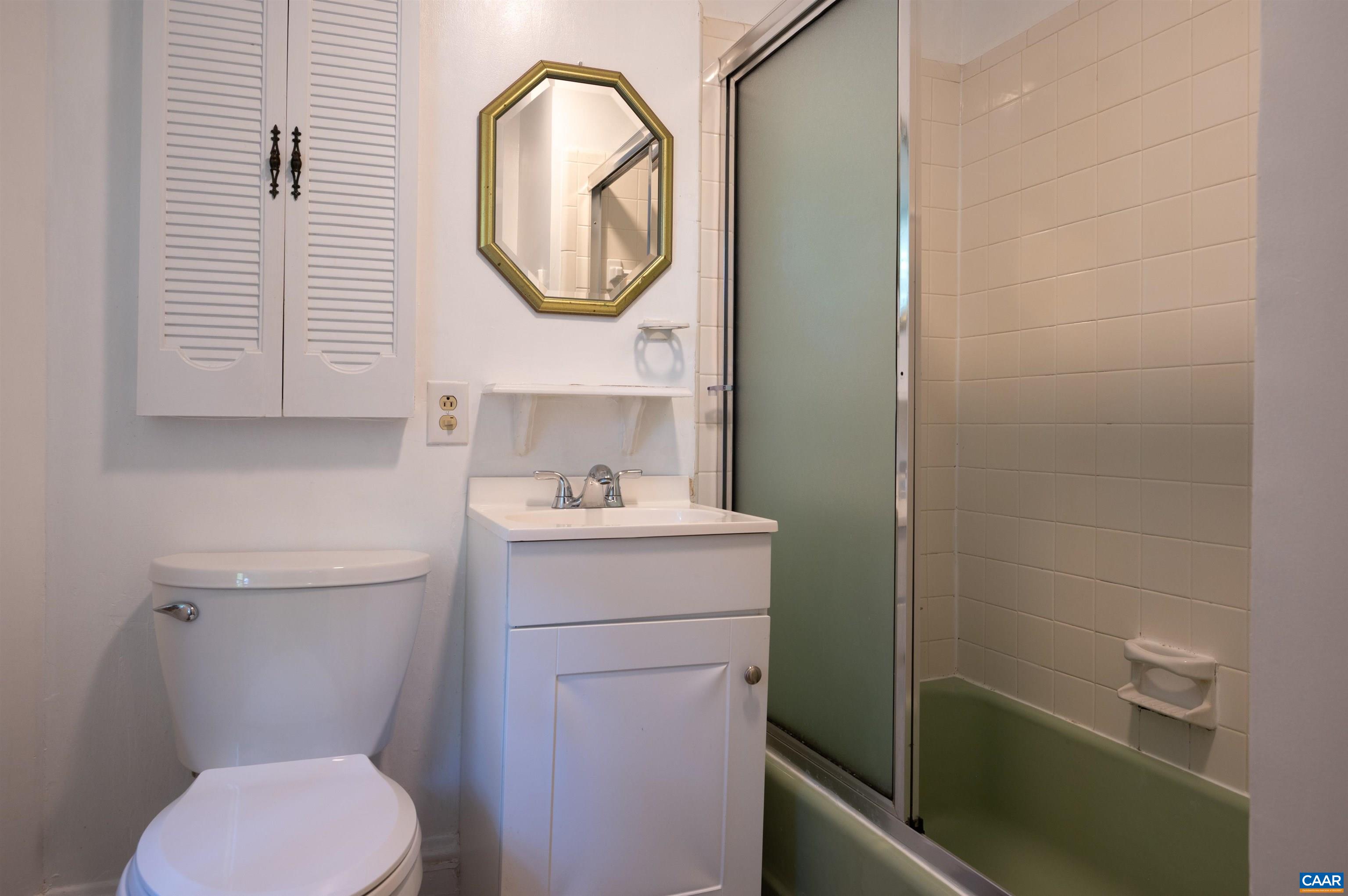 118 WASHINGTON AVE, CHARLOTTESVILLE, Virginia 22903, 3 Bedrooms Bedrooms, ,2 BathroomsBathrooms,Residential,118 WASHINGTON AVE,683128 MLS # 683128 118 WASHINGTON AVE, CHARLOTTESVILLE, Virginia 22903, 3 Bedrooms Bedrooms, ,2 BathroomsBathrooms,Residential,118 WASHINGTON AVE,683128 MLS # 683128