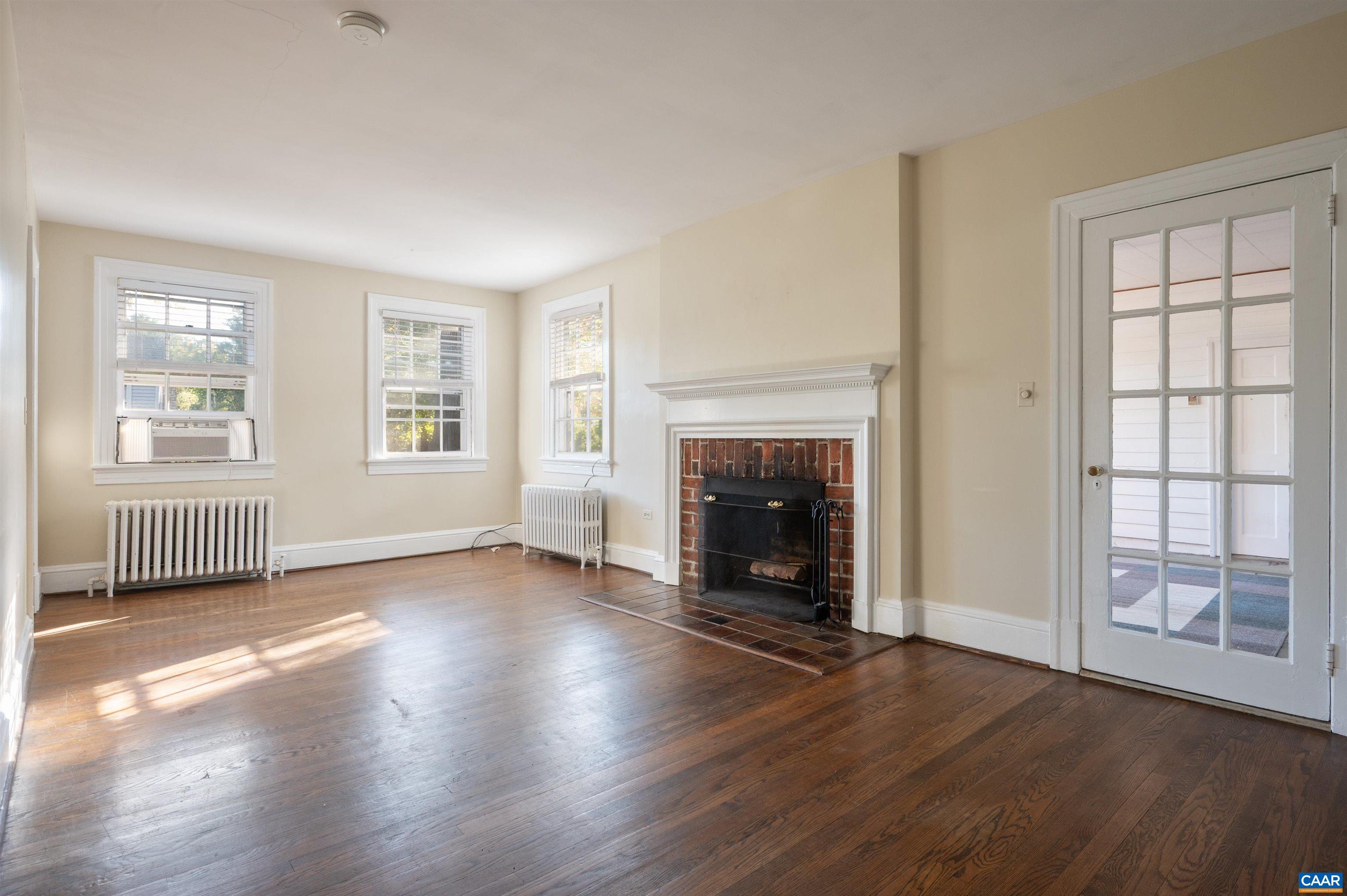 118 WASHINGTON AVE, CHARLOTTESVILLE, Virginia 22903, 3 Bedrooms Bedrooms, ,2 BathroomsBathrooms,Residential,118 WASHINGTON AVE,683128 MLS # 683128 118 WASHINGTON AVE, CHARLOTTESVILLE, Virginia 22903, 3 Bedrooms Bedrooms, ,2 BathroomsBathrooms,Residential,118 WASHINGTON AVE,683128 MLS # 683128