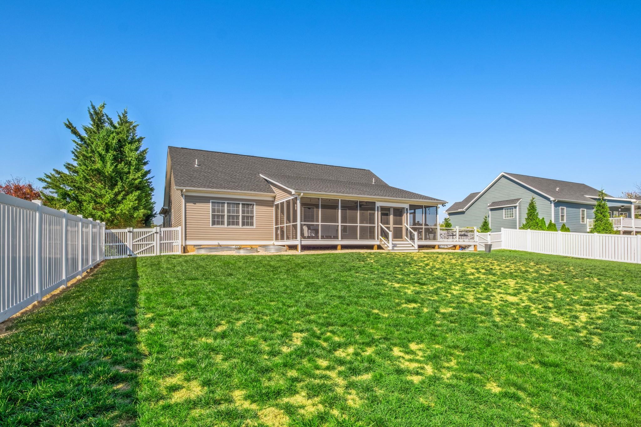 304 GRAY DR, WAYNESBORO, Virginia 22980, 3 Bedrooms Bedrooms, ,2 BathroomsBathrooms,Residential,304 GRAY DR,683131 MLS # 683131 304 GRAY DR, WAYNESBORO, Virginia 22980, 3 Bedrooms Bedrooms, ,2 BathroomsBathrooms,Residential,304 GRAY DR,683131 MLS # 683131