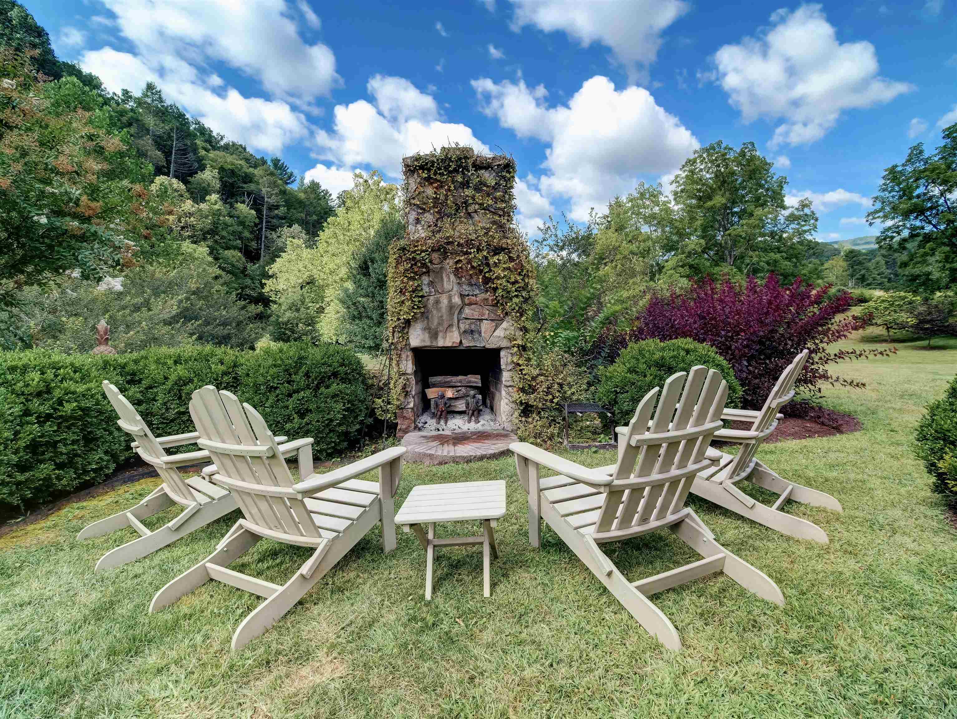23376 SAM SNEAD HWY, WARM SPRINGS, Virginia 24484, 1 Bedroom Bedrooms, ,1 BathroomBathrooms,Residential,Spring Hollow Farm,23376 SAM SNEAD HWY,683135 MLS # 683135 23376 SAM SNEAD HWY, WARM SPRINGS, Virginia 24484, 1 Bedroom Bedrooms, ,1 BathroomBathrooms,Residential,Spring Hollow Farm,23376 SAM SNEAD HWY,683135 MLS # 683135