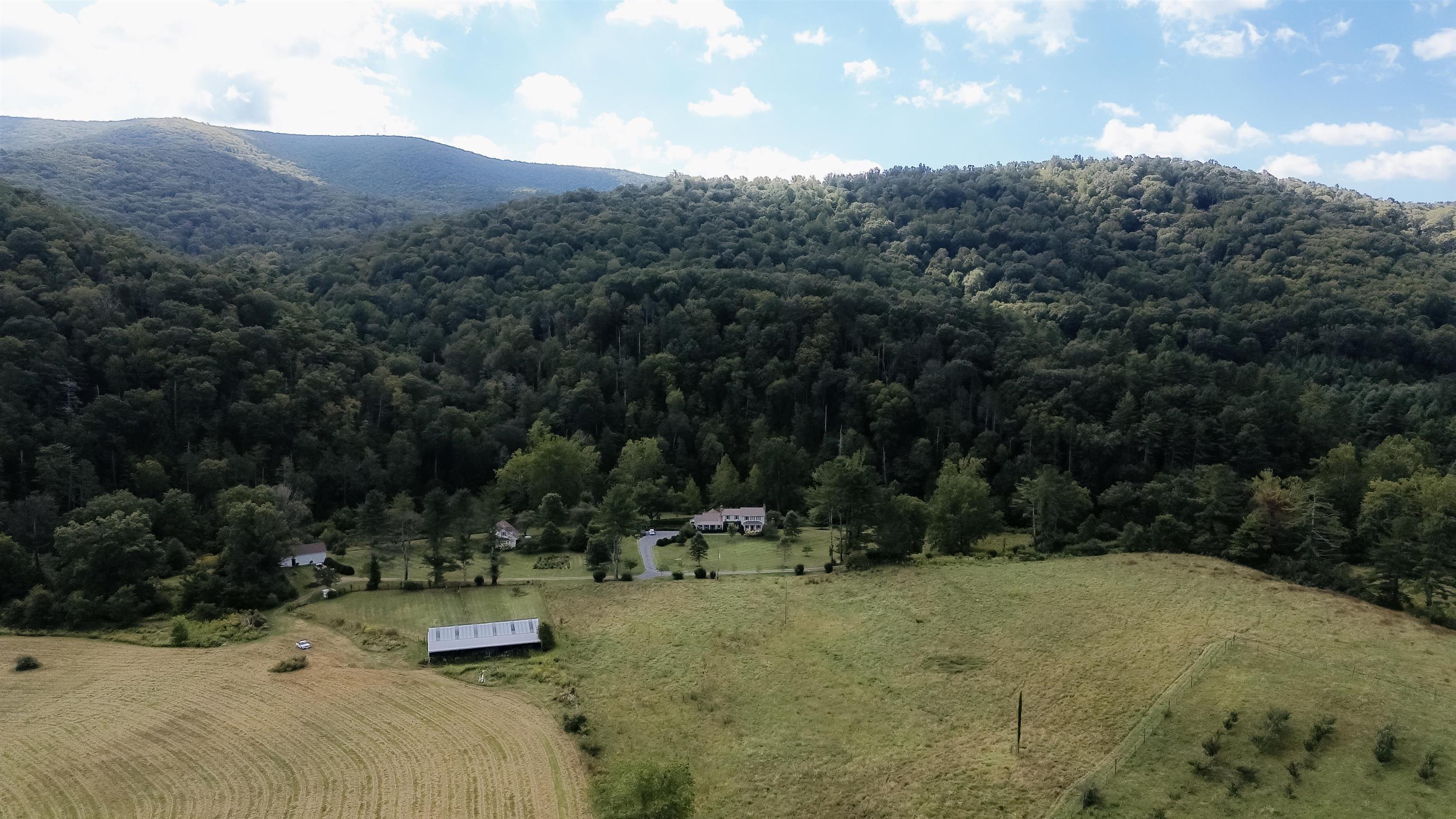 23376 SAM SNEAD HWY, WARM SPRINGS, Virginia 24484, 1 Bedroom Bedrooms, ,1 BathroomBathrooms,Residential,Spring Hollow Farm,23376 SAM SNEAD HWY,683135 MLS # 683135 23376 SAM SNEAD HWY, WARM SPRINGS, Virginia 24484, 1 Bedroom Bedrooms, ,1 BathroomBathrooms,Residential,Spring Hollow Farm,23376 SAM SNEAD HWY,683135 MLS # 683135