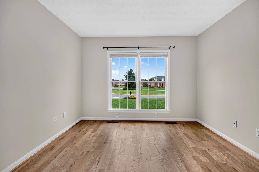31 BAXTER CT, WAYNESBORO, Virginia 22980, 4 Bedrooms Bedrooms, ,2 BathroomsBathrooms,Residential,31 BAXTER CT,683136 MLS # 683136 31 BAXTER CT, WAYNESBORO, Virginia 22980, 4 Bedrooms Bedrooms, ,2 BathroomsBathrooms,Residential,31 BAXTER CT,683136 MLS # 683136