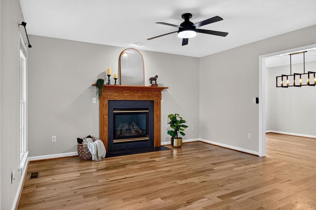 31 BAXTER CT, WAYNESBORO, Virginia 22980, 4 Bedrooms Bedrooms, ,2 BathroomsBathrooms,Residential,31 BAXTER CT,683136 MLS # 683136 31 BAXTER CT, WAYNESBORO, Virginia 22980, 4 Bedrooms Bedrooms, ,2 BathroomsBathrooms,Residential,31 BAXTER CT,683136 MLS # 683136