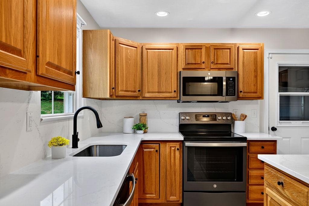 31 BAXTER CT, WAYNESBORO, Virginia 22980, 4 Bedrooms Bedrooms, ,2 BathroomsBathrooms,Residential,31 BAXTER CT,683136 MLS # 683136 31 BAXTER CT, WAYNESBORO, Virginia 22980, 4 Bedrooms Bedrooms, ,2 BathroomsBathrooms,Residential,31 BAXTER CT,683136 MLS # 683136