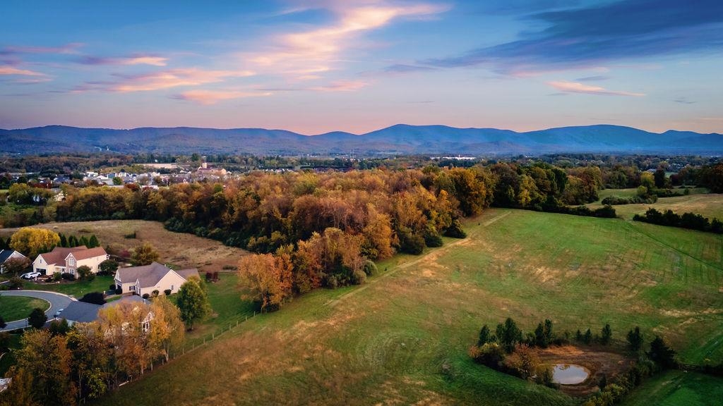 31 BAXTER CT, WAYNESBORO, Virginia 22980, 4 Bedrooms Bedrooms, ,2 BathroomsBathrooms,Residential,31 BAXTER CT,683136 MLS # 683136 31 BAXTER CT, WAYNESBORO, Virginia 22980, 4 Bedrooms Bedrooms, ,2 BathroomsBathrooms,Residential,31 BAXTER CT,683136 MLS # 683136
