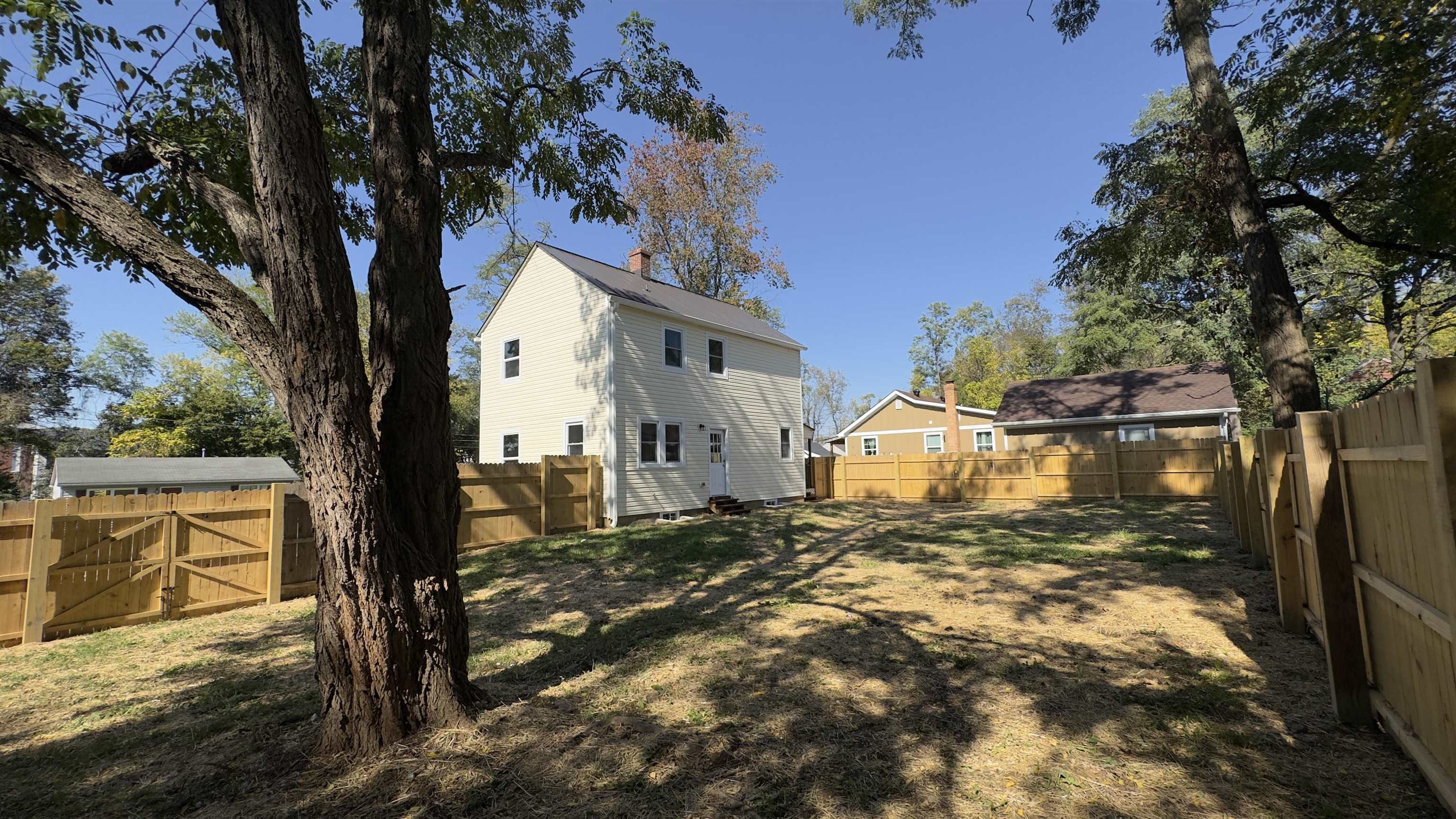 174 N WINCHESTER AVE, WAYNESBORO, Virginia 22980, 3 Bedrooms Bedrooms, ,1 BathroomBathrooms,Residential,174 N WINCHESTER AVE,683137 MLS # 683137 174 N WINCHESTER AVE, WAYNESBORO, Virginia 22980, 3 Bedrooms Bedrooms, ,1 BathroomBathrooms,Residential,174 N WINCHESTER AVE,683137 MLS # 683137
