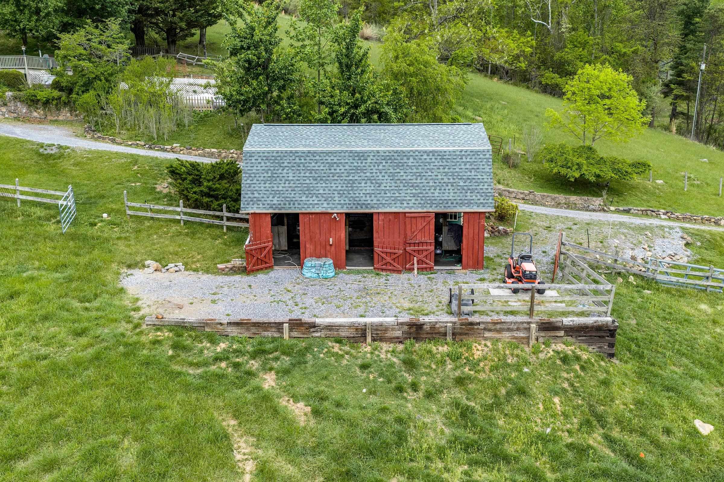 311 HIGGINS HOLLOW RD, LEXINGTON, Virginia 24450, 3 Bedrooms Bedrooms, ,2 BathroomsBathrooms,Residential,311 Higgins Hollow Rd Lexington, VA 24450,311 HIGGINS HOLLOW RD,683139 MLS # 683139 311 HIGGINS HOLLOW RD, LEXINGTON, Virginia 24450, 3 Bedrooms Bedrooms, ,2 BathroomsBathrooms,Residential,311 Higgins Hollow Rd Lexington, VA 24450,311 HIGGINS HOLLOW RD,683139 MLS # 683139