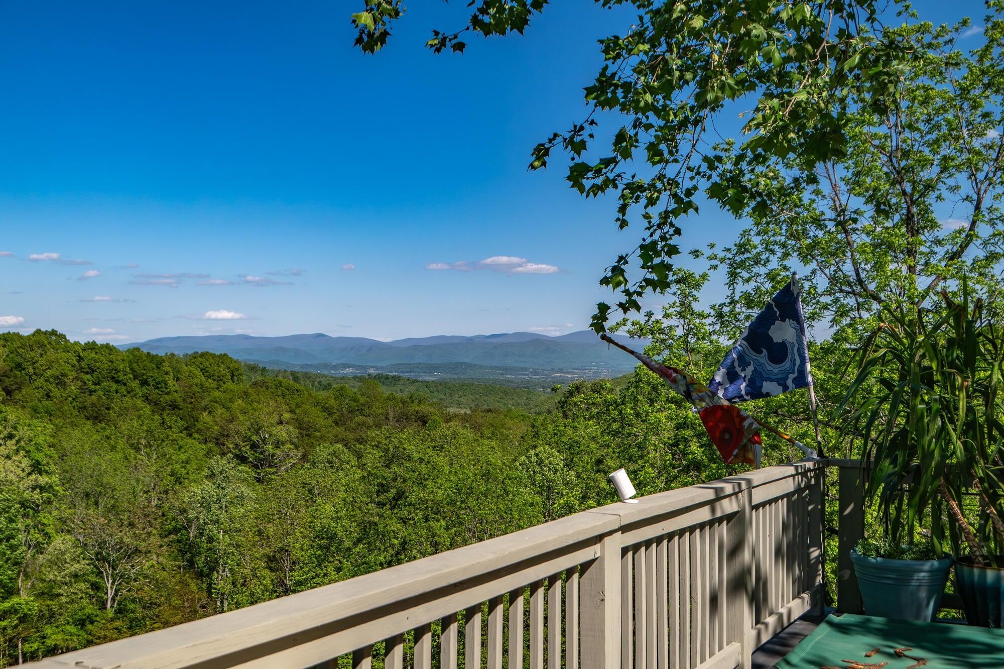311 HIGGINS HOLLOW RD, LEXINGTON, Virginia 24450, 3 Bedrooms Bedrooms, ,2 BathroomsBathrooms,Residential,311 Higgins Hollow Rd Lexington, VA 24450,311 HIGGINS HOLLOW RD,683139 MLS # 683139 311 HIGGINS HOLLOW RD, LEXINGTON, Virginia 24450, 3 Bedrooms Bedrooms, ,2 BathroomsBathrooms,Residential,311 Higgins Hollow Rd Lexington, VA 24450,311 HIGGINS HOLLOW RD,683139 MLS # 683139