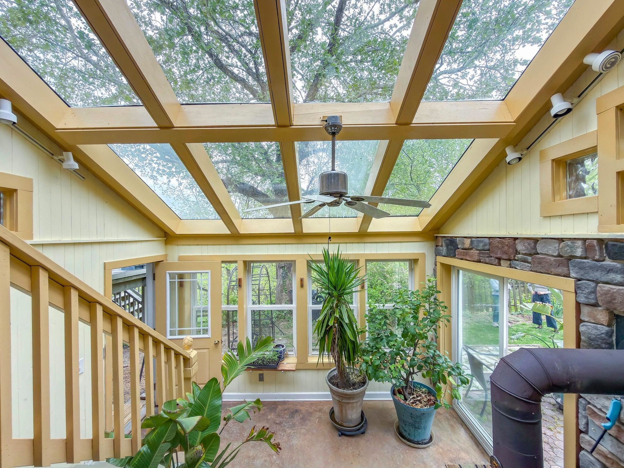 311 HIGGINS HOLLOW RD, LEXINGTON, Virginia 24450, 3 Bedrooms Bedrooms, ,2 BathroomsBathrooms,Residential,311 Higgins Hollow Rd Lexington, VA 24450,311 HIGGINS HOLLOW RD,683139 MLS # 683139 311 HIGGINS HOLLOW RD, LEXINGTON, Virginia 24450, 3 Bedrooms Bedrooms, ,2 BathroomsBathrooms,Residential,311 Higgins Hollow Rd Lexington, VA 24450,311 HIGGINS HOLLOW RD,683139 MLS # 683139