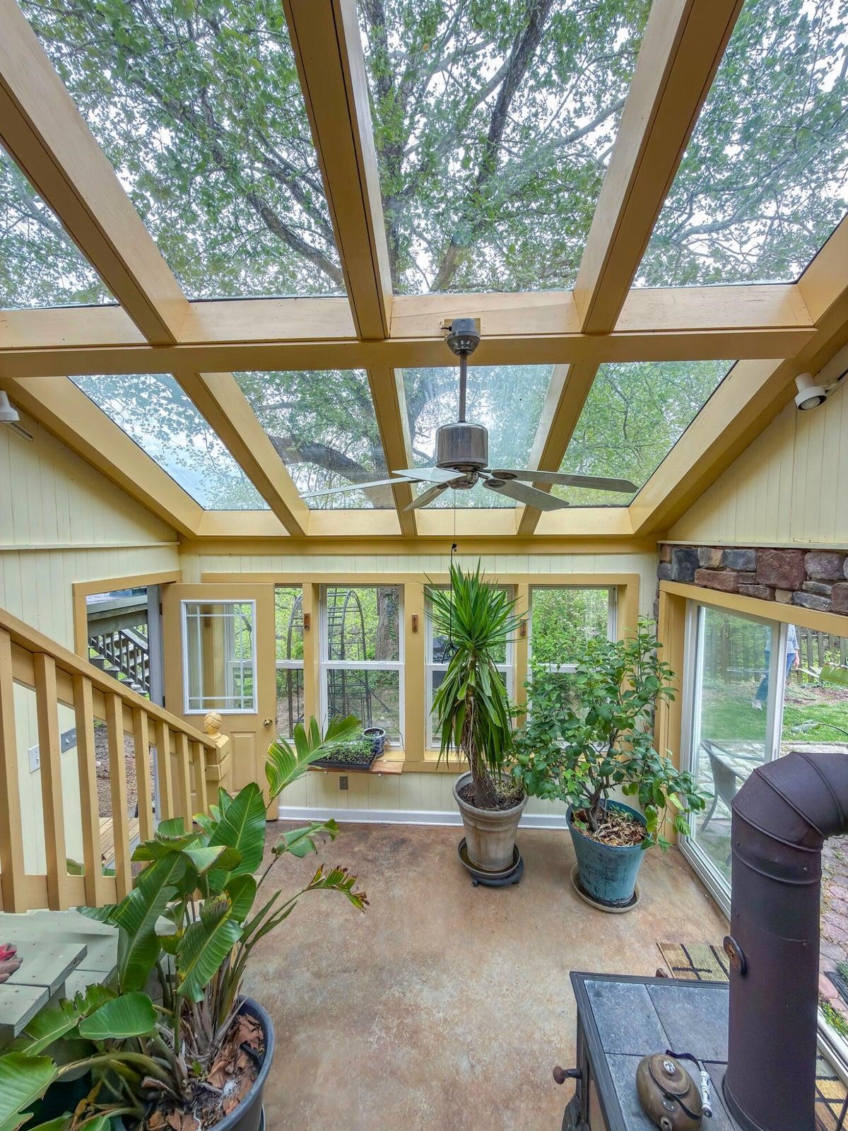 311 HIGGINS HOLLOW RD, LEXINGTON, Virginia 24450, 3 Bedrooms Bedrooms, ,2 BathroomsBathrooms,Residential,311 Higgins Hollow Rd Lexington, VA 24450,311 HIGGINS HOLLOW RD,683139 MLS # 683139 311 HIGGINS HOLLOW RD, LEXINGTON, Virginia 24450, 3 Bedrooms Bedrooms, ,2 BathroomsBathrooms,Residential,311 Higgins Hollow Rd Lexington, VA 24450,311 HIGGINS HOLLOW RD,683139 MLS # 683139