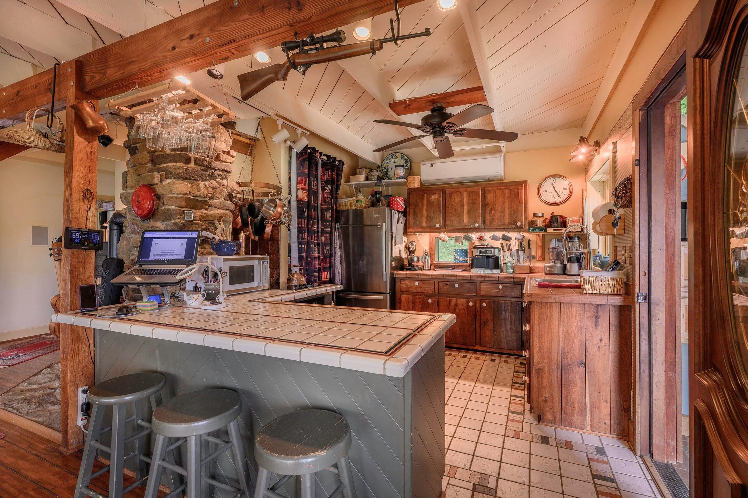 311 HIGGINS HOLLOW RD, LEXINGTON, Virginia 24450, 3 Bedrooms Bedrooms, ,2 BathroomsBathrooms,Residential,311 Higgins Hollow Rd Lexington, VA 24450,311 HIGGINS HOLLOW RD,683139 MLS # 683139 311 HIGGINS HOLLOW RD, LEXINGTON, Virginia 24450, 3 Bedrooms Bedrooms, ,2 BathroomsBathrooms,Residential,311 Higgins Hollow Rd Lexington, VA 24450,311 HIGGINS HOLLOW RD,683139 MLS # 683139