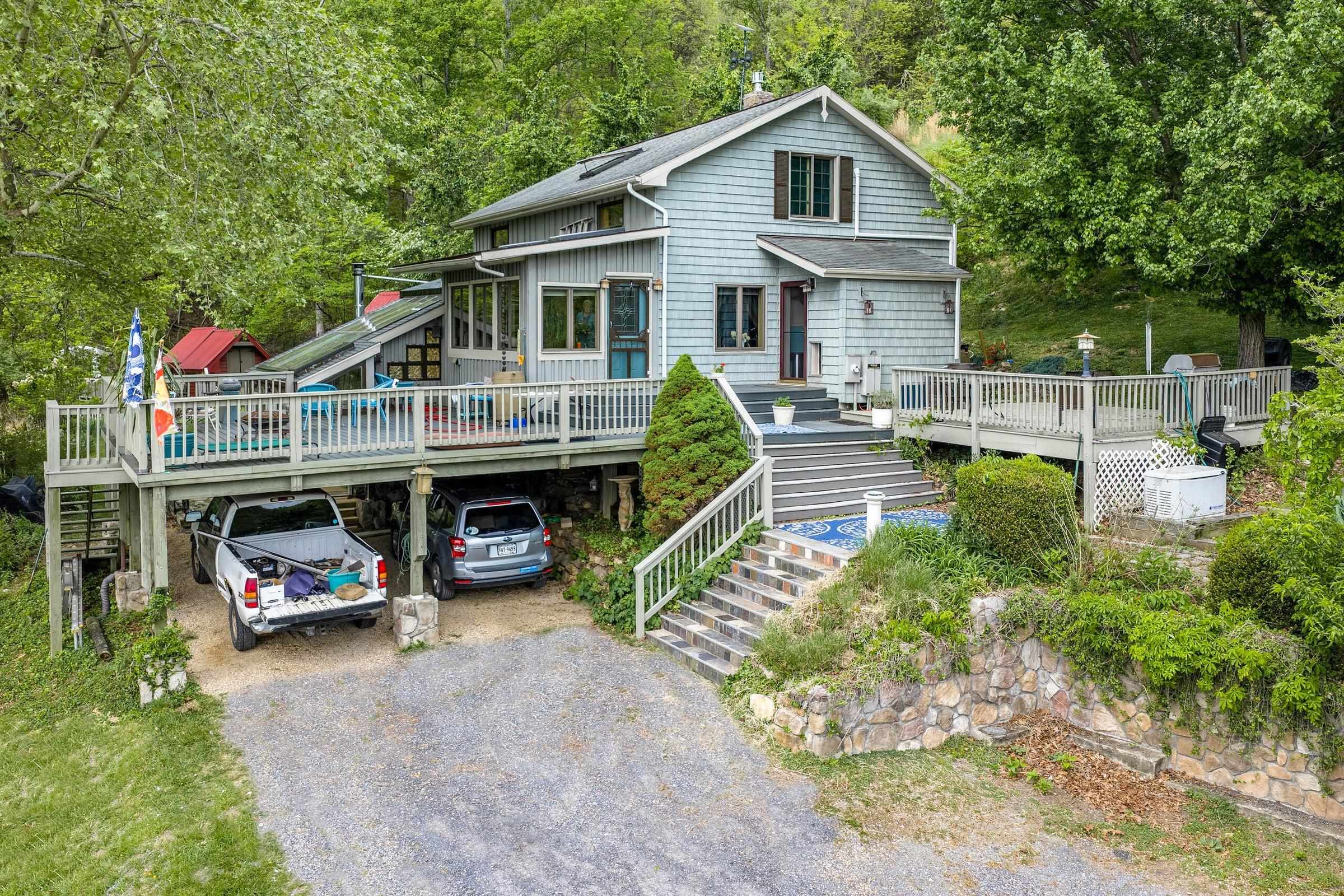 311 HIGGINS HOLLOW RD, LEXINGTON, Virginia 24450, 3 Bedrooms Bedrooms, ,2 BathroomsBathrooms,Residential,311 Higgins Hollow Rd Lexington, VA 24450,311 HIGGINS HOLLOW RD,683139 MLS # 683139 311 HIGGINS HOLLOW RD, LEXINGTON, Virginia 24450, 3 Bedrooms Bedrooms, ,2 BathroomsBathrooms,Residential,311 Higgins Hollow Rd Lexington, VA 24450,311 HIGGINS HOLLOW RD,683139 MLS # 683139