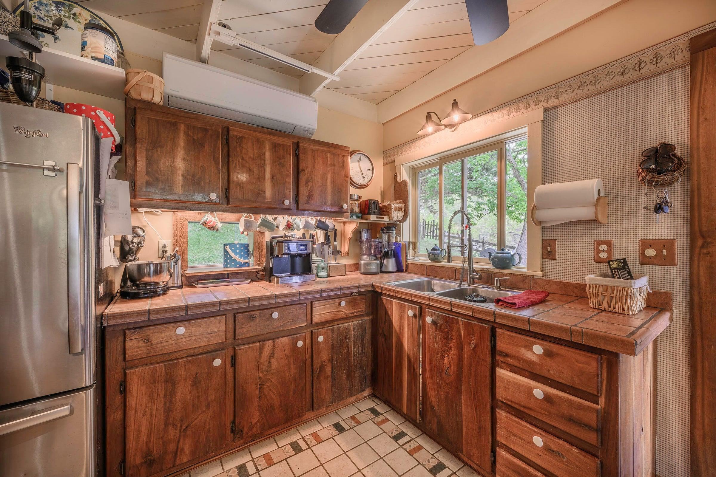311 HIGGINS HOLLOW RD, LEXINGTON, Virginia 24450, 3 Bedrooms Bedrooms, ,2 BathroomsBathrooms,Residential,311 Higgins Hollow Rd Lexington, VA 24450,311 HIGGINS HOLLOW RD,683139 MLS # 683139 311 HIGGINS HOLLOW RD, LEXINGTON, Virginia 24450, 3 Bedrooms Bedrooms, ,2 BathroomsBathrooms,Residential,311 Higgins Hollow Rd Lexington, VA 24450,311 HIGGINS HOLLOW RD,683139 MLS # 683139