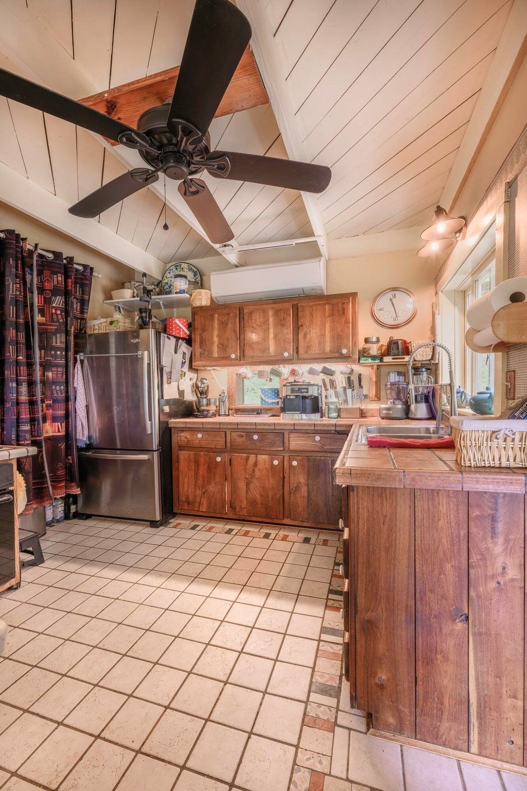 311 HIGGINS HOLLOW RD, LEXINGTON, Virginia 24450, 3 Bedrooms Bedrooms, ,2 BathroomsBathrooms,Residential,311 Higgins Hollow Rd Lexington, VA 24450,311 HIGGINS HOLLOW RD,683139 MLS # 683139 311 HIGGINS HOLLOW RD, LEXINGTON, Virginia 24450, 3 Bedrooms Bedrooms, ,2 BathroomsBathrooms,Residential,311 Higgins Hollow Rd Lexington, VA 24450,311 HIGGINS HOLLOW RD,683139 MLS # 683139