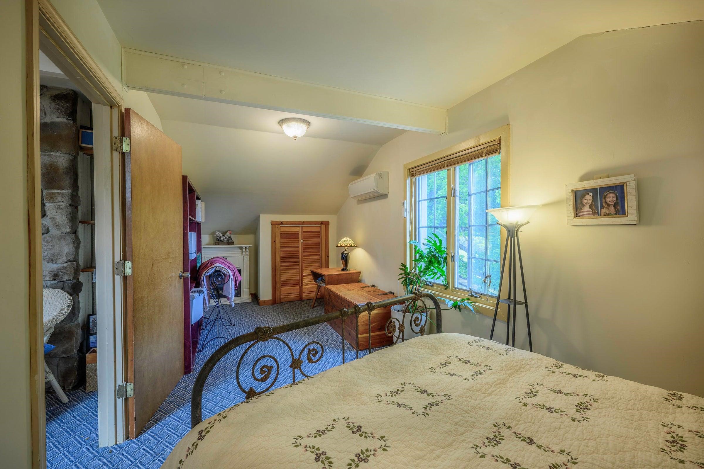 311 HIGGINS HOLLOW RD, LEXINGTON, Virginia 24450, 3 Bedrooms Bedrooms, ,2 BathroomsBathrooms,Residential,311 Higgins Hollow Rd Lexington, VA 24450,311 HIGGINS HOLLOW RD,683139 MLS # 683139 311 HIGGINS HOLLOW RD, LEXINGTON, Virginia 24450, 3 Bedrooms Bedrooms, ,2 BathroomsBathrooms,Residential,311 Higgins Hollow Rd Lexington, VA 24450,311 HIGGINS HOLLOW RD,683139 MLS # 683139