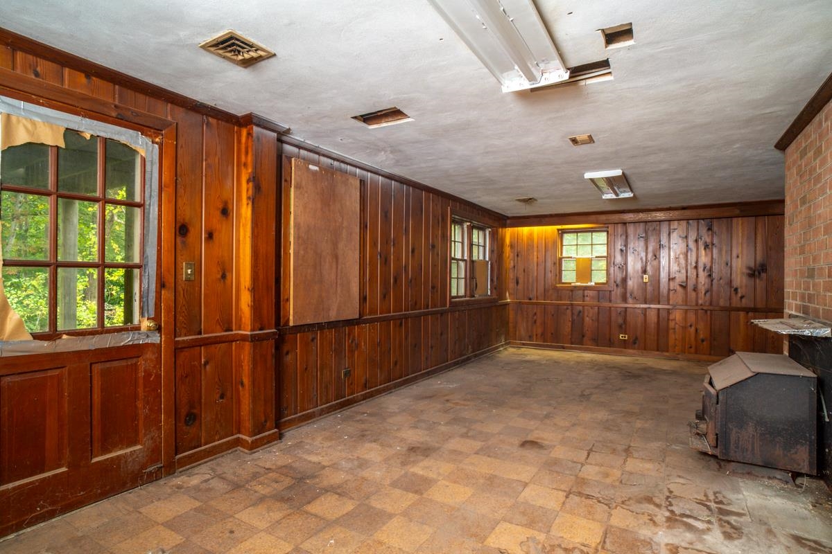1544 OVERLOOK DR, CHARLOTTESVILLE, Virginia 22903, 3 Bedrooms Bedrooms, ,2 BathroomsBathrooms,Residential,1544 OVERLOOK DR,683142 MLS # 683142 1544 OVERLOOK DR, CHARLOTTESVILLE, Virginia 22903, 3 Bedrooms Bedrooms, ,2 BathroomsBathrooms,Residential,1544 OVERLOOK DR,683142 MLS # 683142