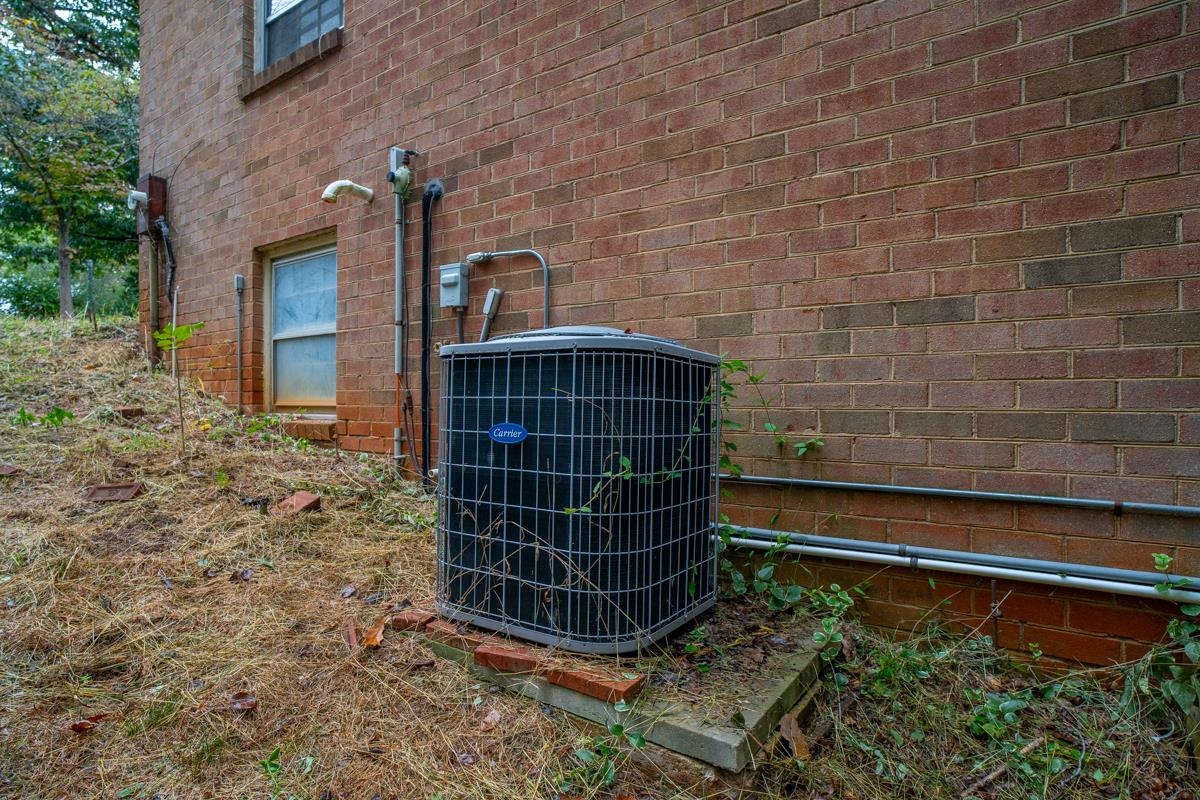 1544 OVERLOOK DR, CHARLOTTESVILLE, Virginia 22903, 3 Bedrooms Bedrooms, ,2 BathroomsBathrooms,Residential,1544 OVERLOOK DR,683142 MLS # 683142 1544 OVERLOOK DR, CHARLOTTESVILLE, Virginia 22903, 3 Bedrooms Bedrooms, ,2 BathroomsBathrooms,Residential,1544 OVERLOOK DR,683142 MLS # 683142