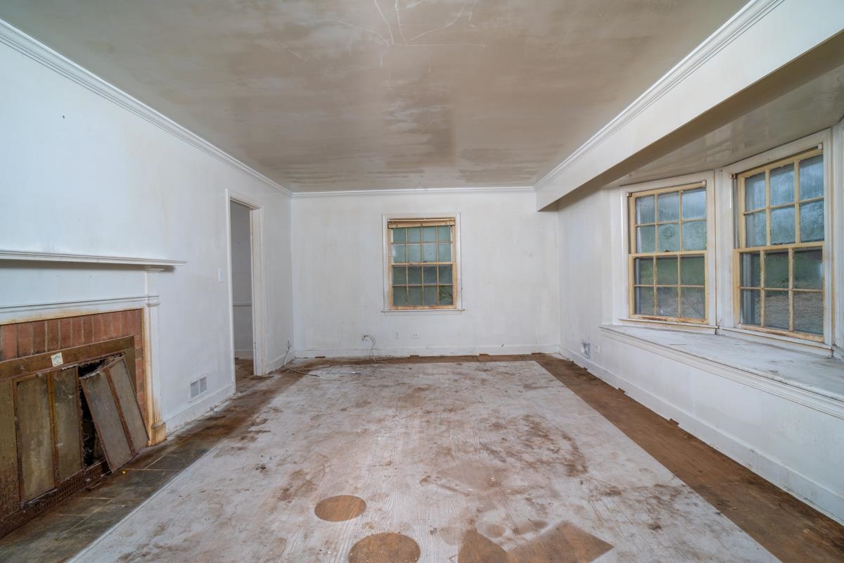 1544 OVERLOOK DR, CHARLOTTESVILLE, Virginia 22903, 3 Bedrooms Bedrooms, ,2 BathroomsBathrooms,Residential,1544 OVERLOOK DR,683142 MLS # 683142 1544 OVERLOOK DR, CHARLOTTESVILLE, Virginia 22903, 3 Bedrooms Bedrooms, ,2 BathroomsBathrooms,Residential,1544 OVERLOOK DR,683142 MLS # 683142