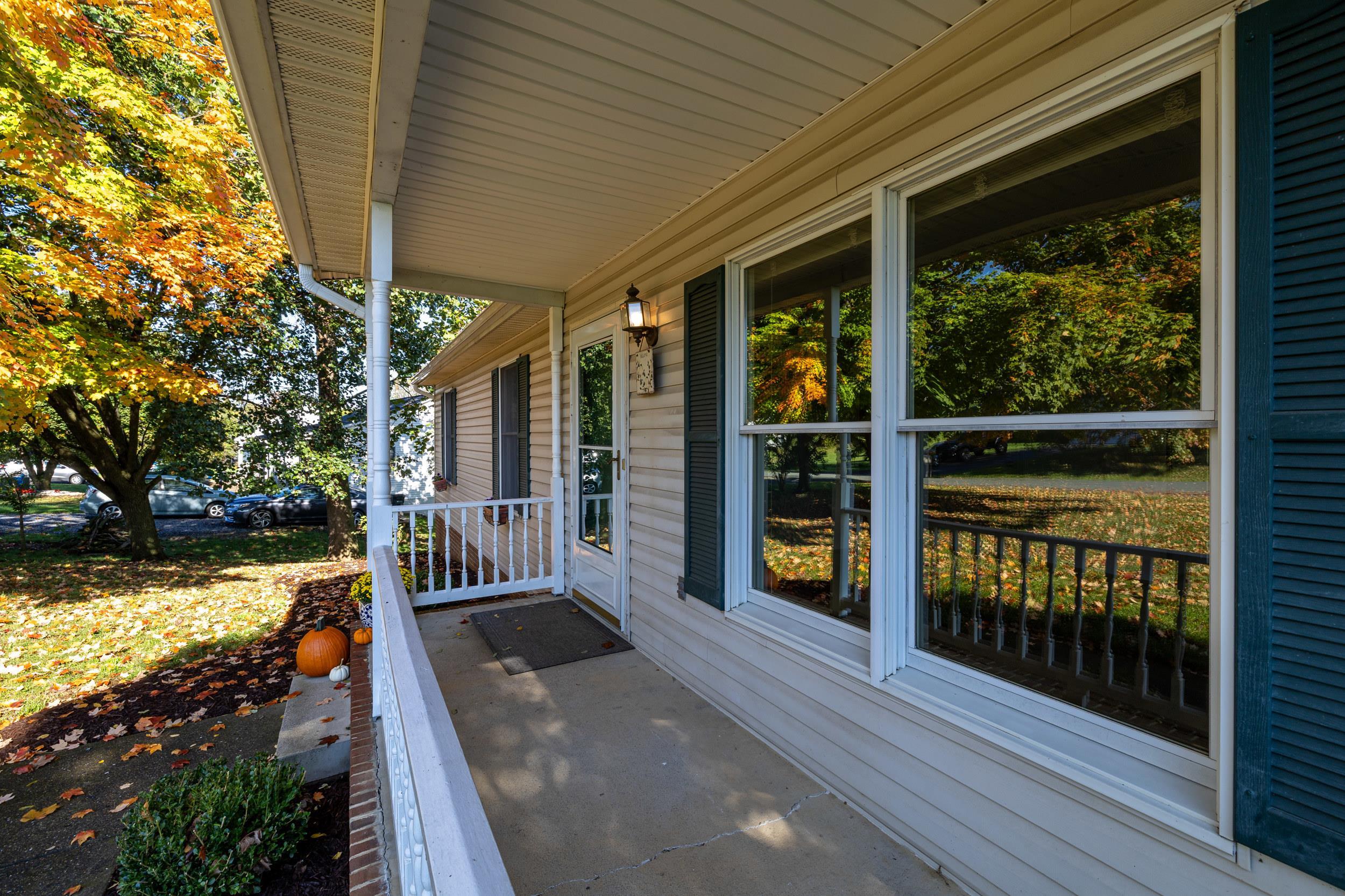 5908 W DONNAGAIL DR, PENN LAIRD, Virginia 22846, 4 Bedrooms Bedrooms, ,3 BathroomsBathrooms,Residential,5908 W DONNAGAIL DR,683153 MLS # 683153