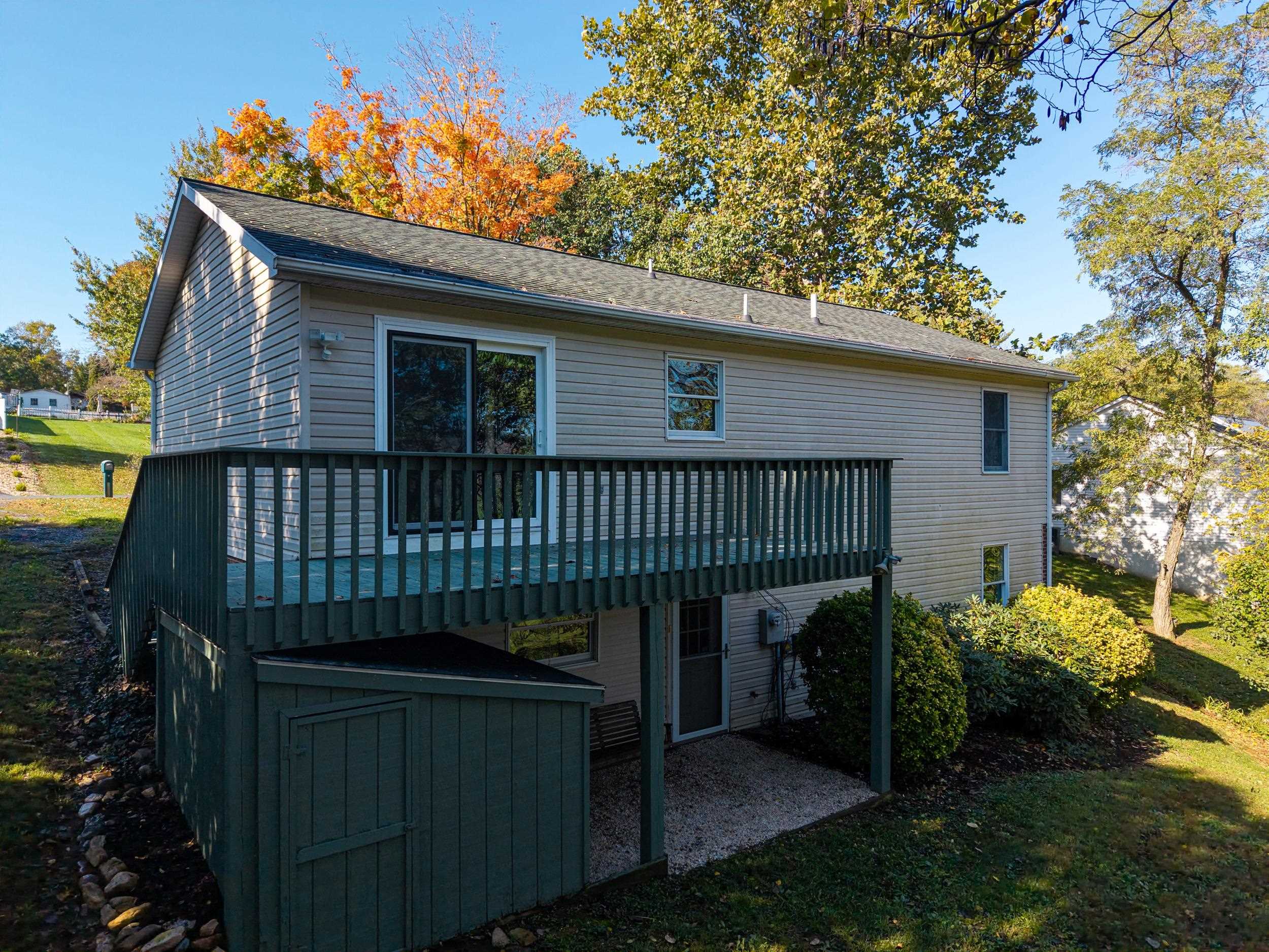 5908 W DONNAGAIL DR, PENN LAIRD, Virginia 22846, 4 Bedrooms Bedrooms, ,3 BathroomsBathrooms,Residential,5908 W DONNAGAIL DR,683153 MLS # 683153