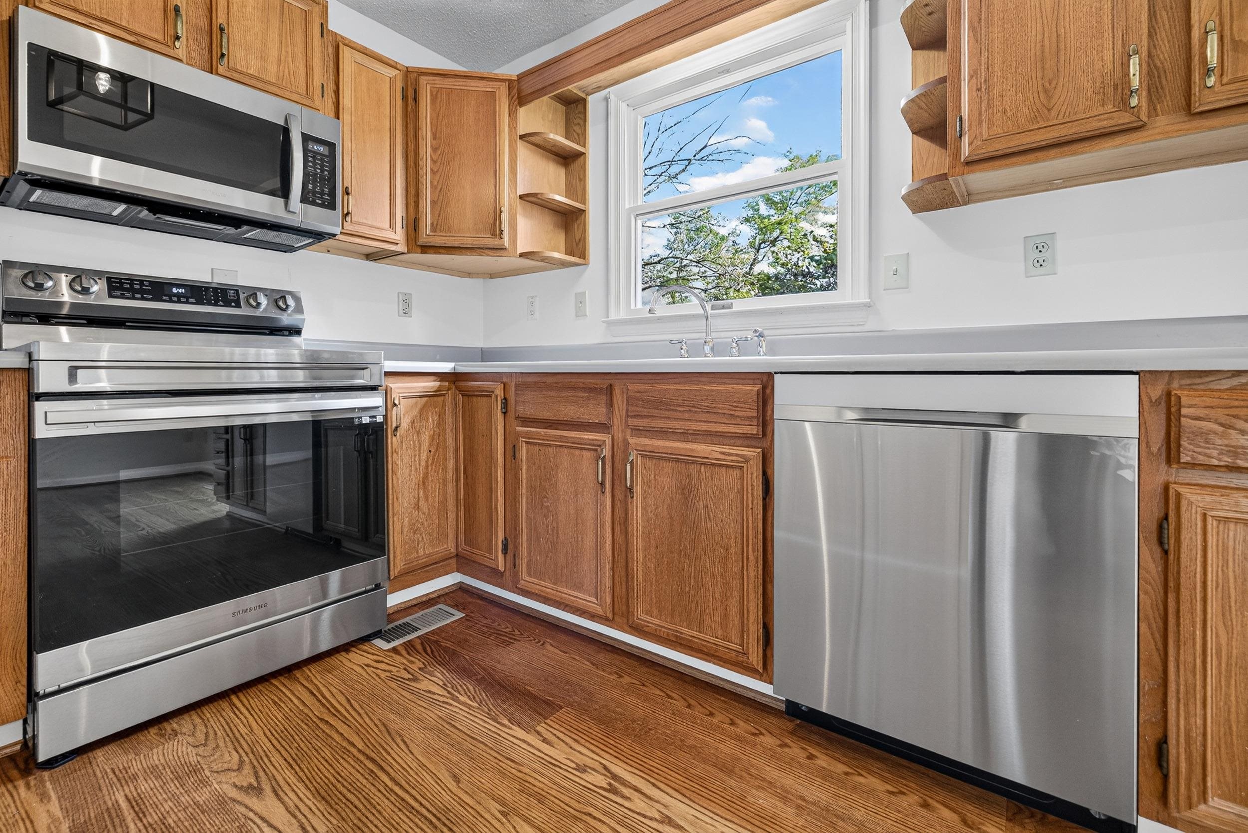 5908 W DONNAGAIL DR, PENN LAIRD, Virginia 22846, 4 Bedrooms Bedrooms, ,3 BathroomsBathrooms,Residential,5908 W DONNAGAIL DR,683153 MLS # 683153