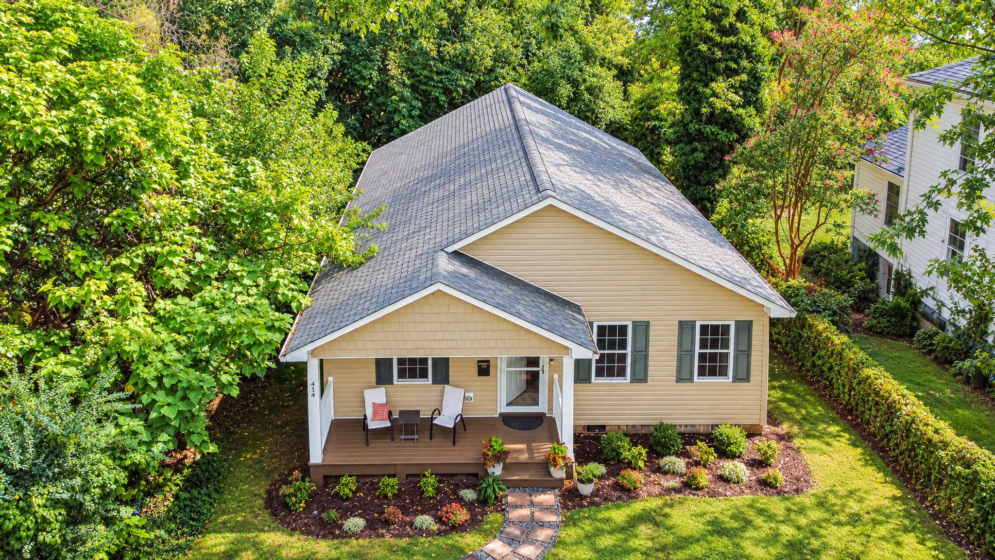 414 SUNNYSIDE ST, STAUNTON, Virginia 24401, 3 Bedrooms Bedrooms, ,2 BathroomsBathrooms,Residential,414 SUNNYSIDE ST,683155 MLS # 683155 414 SUNNYSIDE ST, STAUNTON, Virginia 24401, 3 Bedrooms Bedrooms, ,2 BathroomsBathrooms,Residential,414 SUNNYSIDE ST,683155 MLS # 683155
