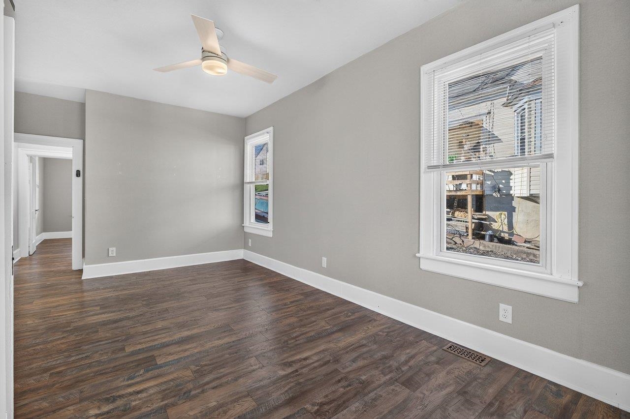 415 MARQUIS ST, STAUNTON, Virginia 24401, 3 Bedrooms Bedrooms, ,2 BathroomsBathrooms,Residential,415 MARQUIS ST,683163 MLS # 683163