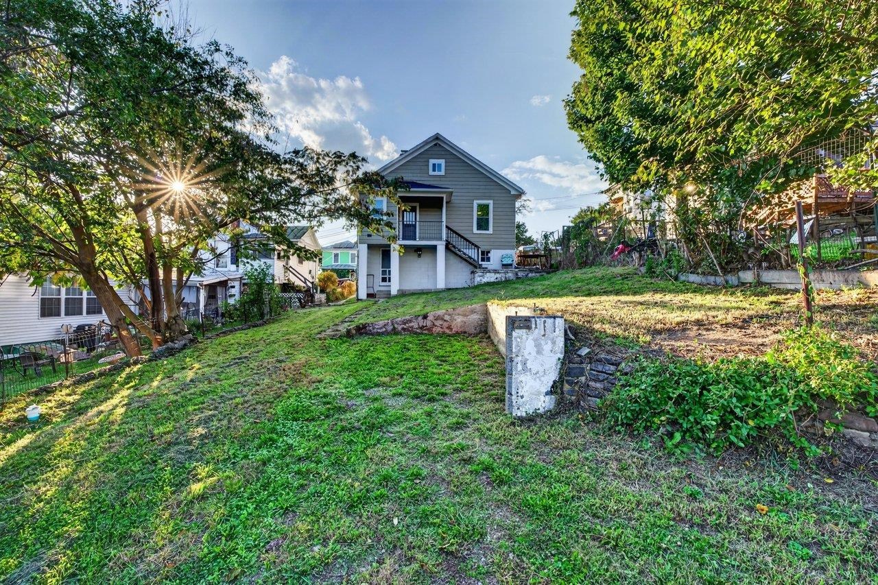 415 MARQUIS ST, STAUNTON, Virginia 24401, 3 Bedrooms Bedrooms, ,2 BathroomsBathrooms,Residential,415 MARQUIS ST,683163 MLS # 683163