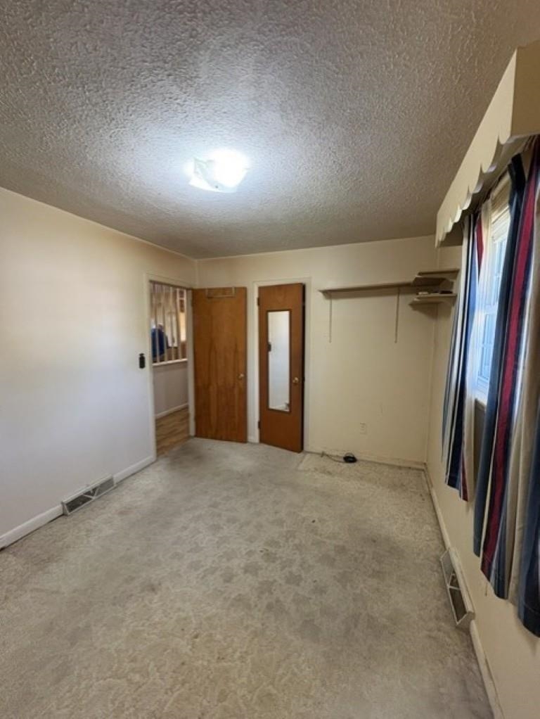 2301 PARK HILL RD, STAUNTON, Virginia 24401, 3 Bedrooms Bedrooms, ,1 BathroomBathrooms,Residential,2301 PARK HILL RD,683165 MLS # 683165 2301 PARK HILL RD, STAUNTON, Virginia 24401, 3 Bedrooms Bedrooms, ,1 BathroomBathrooms,Residential,2301 PARK HILL RD,683165 MLS # 683165
