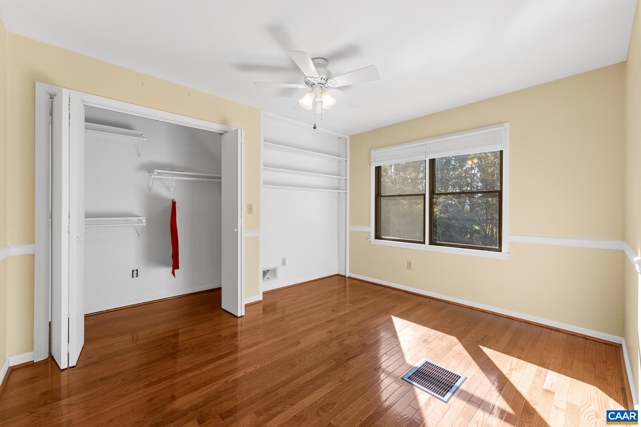 686 E F ST, ELKTON, Virginia 22827, 4 Bedrooms Bedrooms, ,2 BathroomsBathrooms,Residential,686 E F ST,683167 MLS # 683167 686 E F ST, ELKTON, Virginia 22827, 4 Bedrooms Bedrooms, ,2 BathroomsBathrooms,Residential,686 E F ST,683167 MLS # 683167