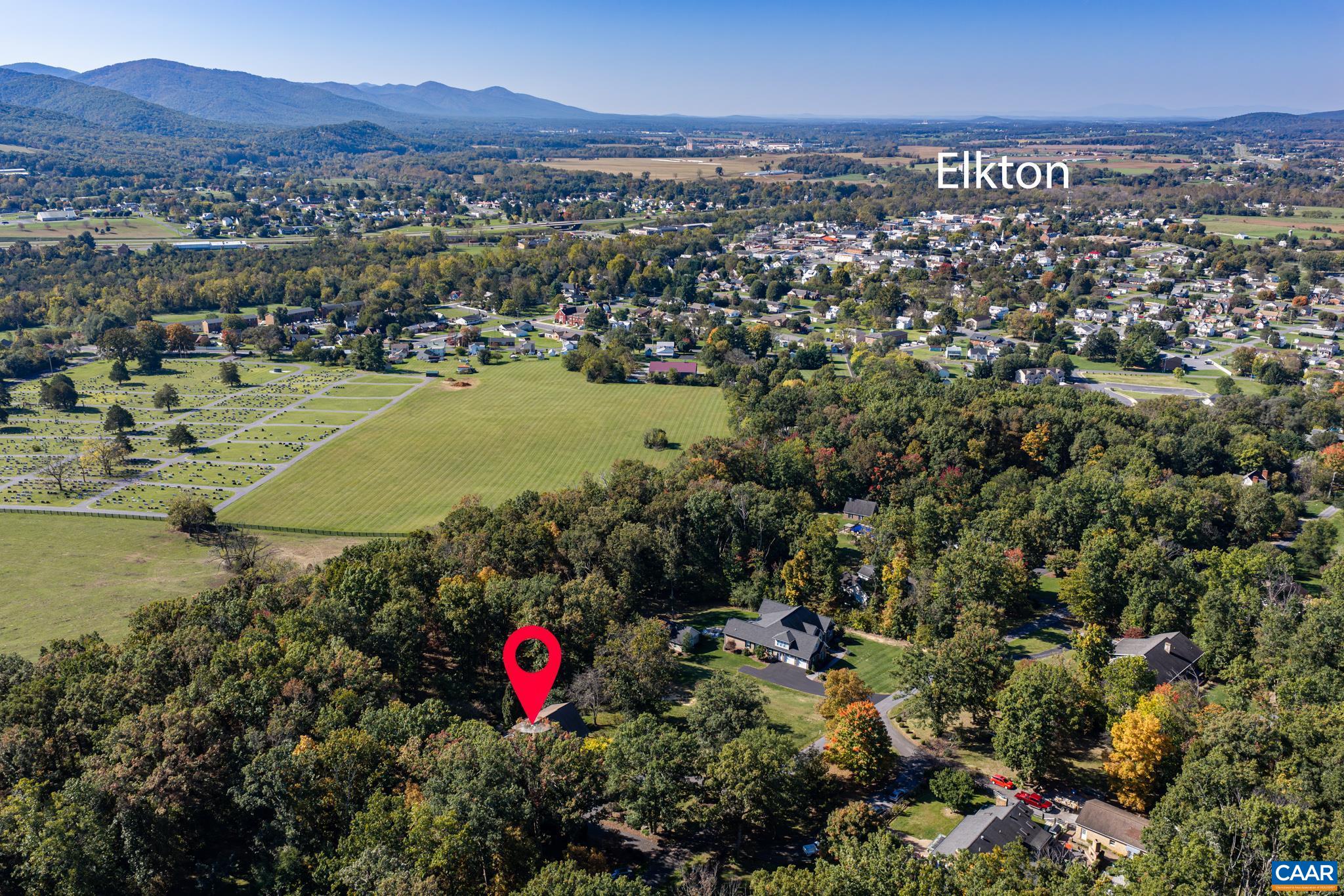 686 E F ST, ELKTON, Virginia 22827, 4 Bedrooms Bedrooms, ,2 BathroomsBathrooms,Residential,686 E F ST,683167 MLS # 683167 686 E F ST, ELKTON, Virginia 22827, 4 Bedrooms Bedrooms, ,2 BathroomsBathrooms,Residential,686 E F ST,683167 MLS # 683167