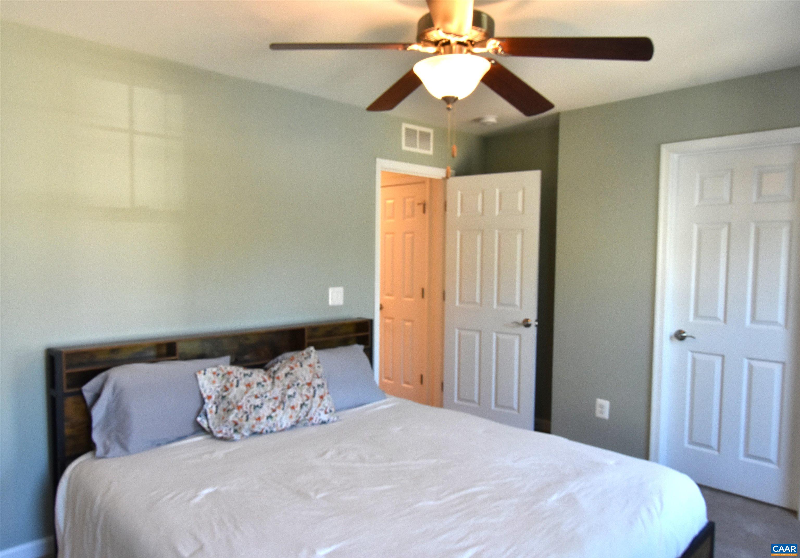 152 LONGWOOD DR, CHARLOTTESVILLE, Virginia 22903, 3 Bedrooms Bedrooms, ,2 BathroomsBathrooms,Residential,152 LONGWOOD DR,682902 MLS # 682902 152 LONGWOOD DR, CHARLOTTESVILLE, Virginia 22903, 3 Bedrooms Bedrooms, ,2 BathroomsBathrooms,Residential,152 LONGWOOD DR,682902 MLS # 682902