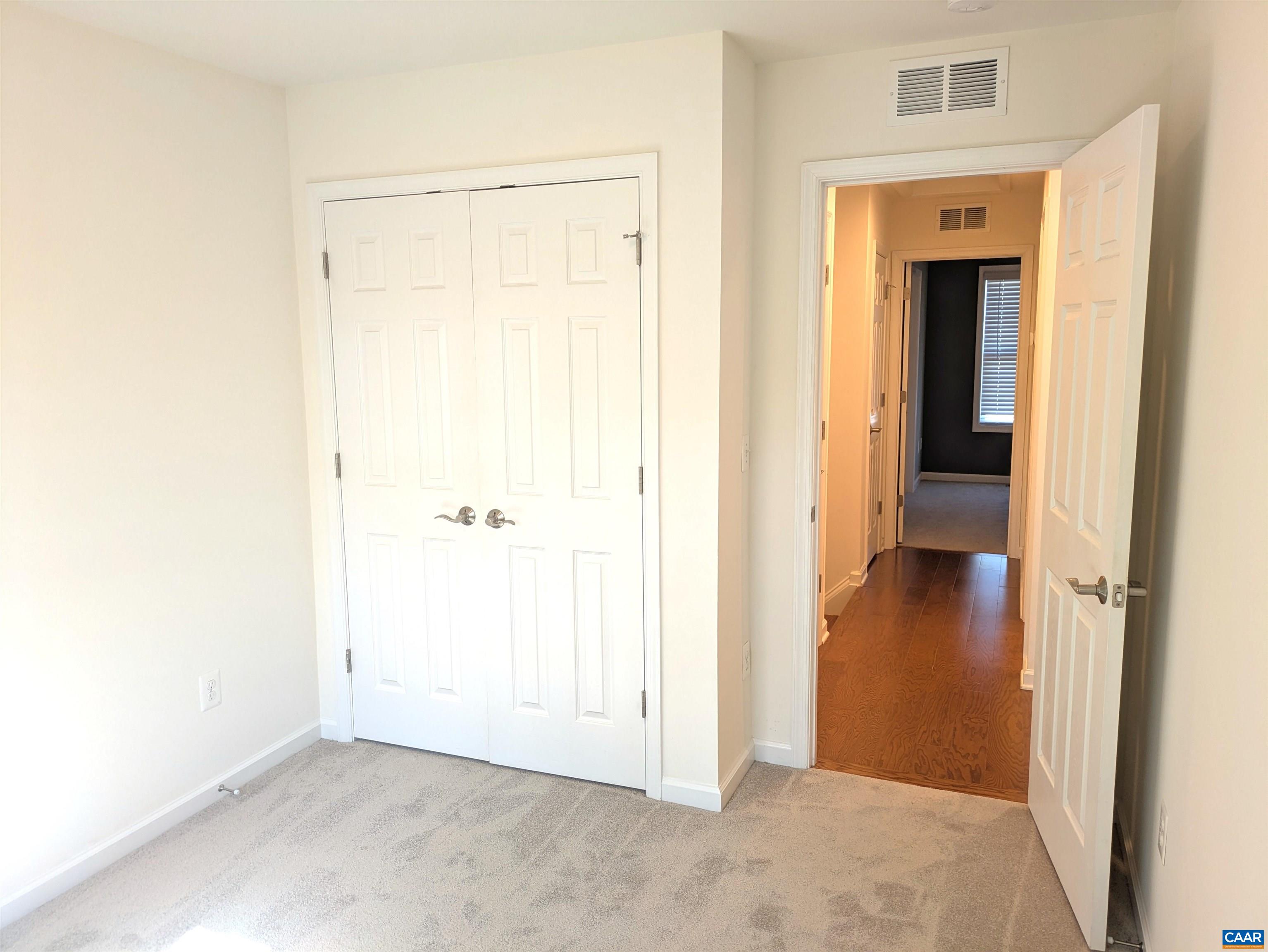 152 LONGWOOD DR, CHARLOTTESVILLE, Virginia 22903, 3 Bedrooms Bedrooms, ,2 BathroomsBathrooms,Residential,152 LONGWOOD DR,682902 MLS # 682902 152 LONGWOOD DR, CHARLOTTESVILLE, Virginia 22903, 3 Bedrooms Bedrooms, ,2 BathroomsBathrooms,Residential,152 LONGWOOD DR,682902 MLS # 682902