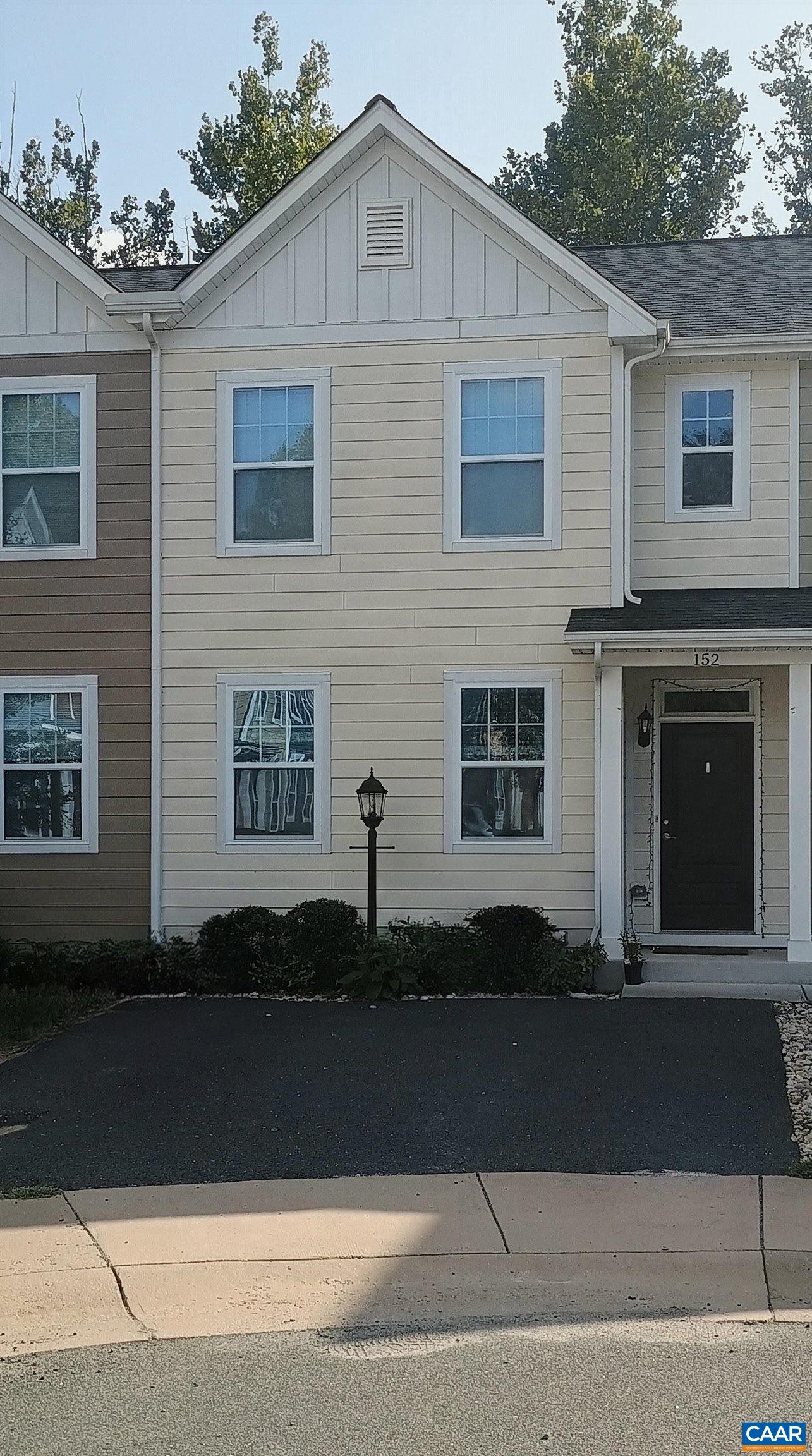 152 LONGWOOD DR, CHARLOTTESVILLE, Virginia 22903, 3 Bedrooms Bedrooms, ,2 BathroomsBathrooms,Residential,152 LONGWOOD DR,682902 MLS # 682902 152 LONGWOOD DR, CHARLOTTESVILLE, Virginia 22903, 3 Bedrooms Bedrooms, ,2 BathroomsBathrooms,Residential,152 LONGWOOD DR,682902 MLS # 682902