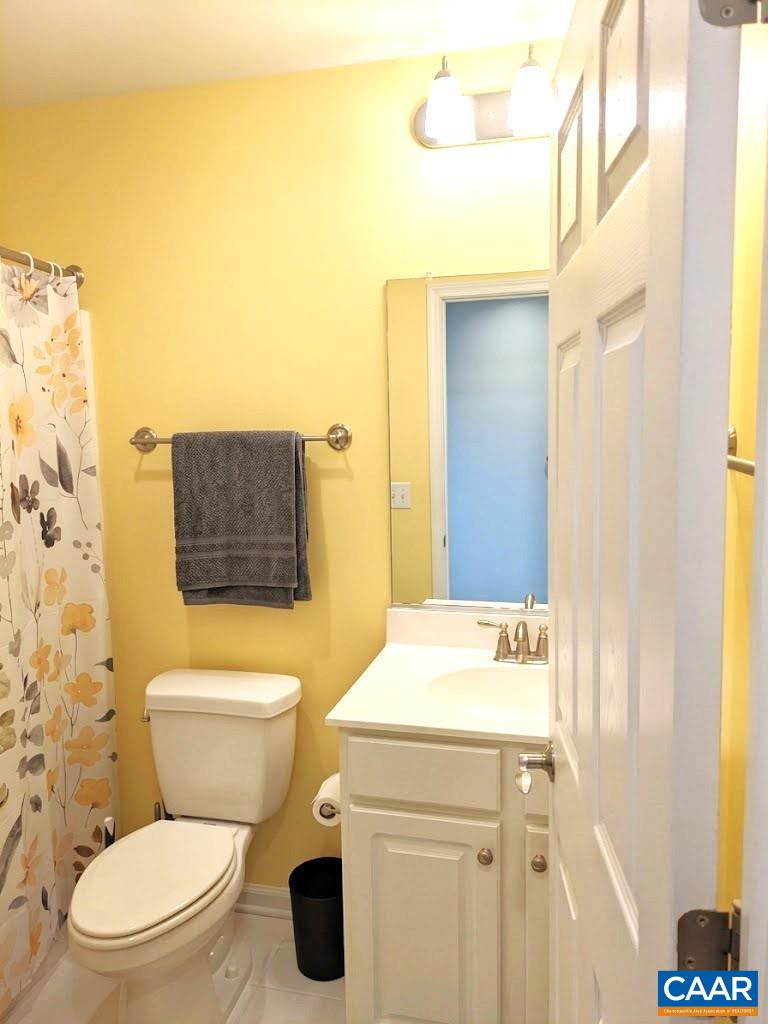 152 LONGWOOD DR, CHARLOTTESVILLE, Virginia 22903, 3 Bedrooms Bedrooms, ,2 BathroomsBathrooms,Residential,152 LONGWOOD DR,682902 MLS # 682902 152 LONGWOOD DR, CHARLOTTESVILLE, Virginia 22903, 3 Bedrooms Bedrooms, ,2 BathroomsBathrooms,Residential,152 LONGWOOD DR,682902 MLS # 682902