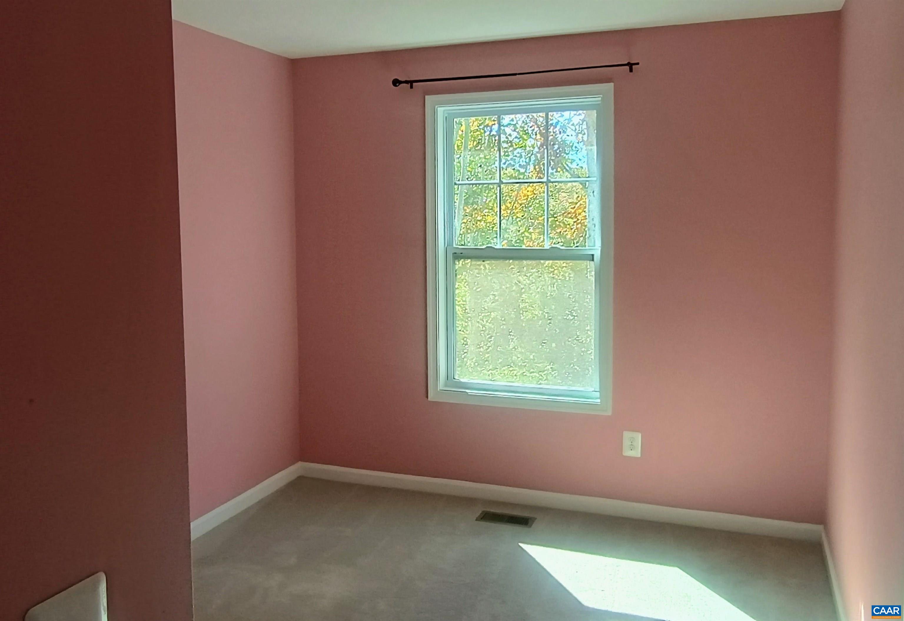 152 LONGWOOD DR, CHARLOTTESVILLE, Virginia 22903, 3 Bedrooms Bedrooms, ,2 BathroomsBathrooms,Residential,152 LONGWOOD DR,682902 MLS # 682902 152 LONGWOOD DR, CHARLOTTESVILLE, Virginia 22903, 3 Bedrooms Bedrooms, ,2 BathroomsBathrooms,Residential,152 LONGWOOD DR,682902 MLS # 682902
