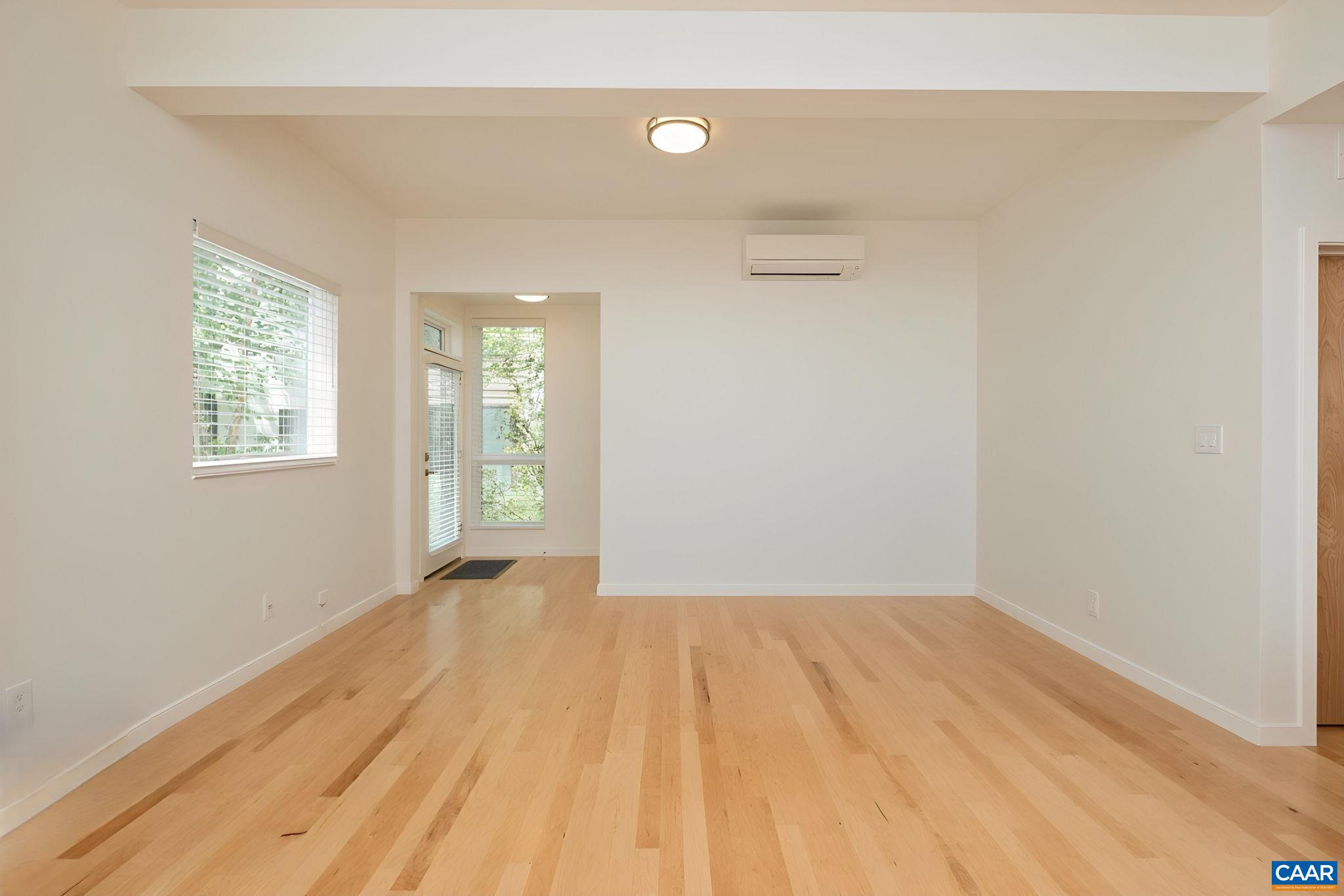 1130 E HIGH ST, CHARLOTTESVILLE, Virginia 22902, 2 Bedrooms Bedrooms, ,2 BathroomsBathrooms,Residential,1130 E HIGH ST,683041 MLS # 683041