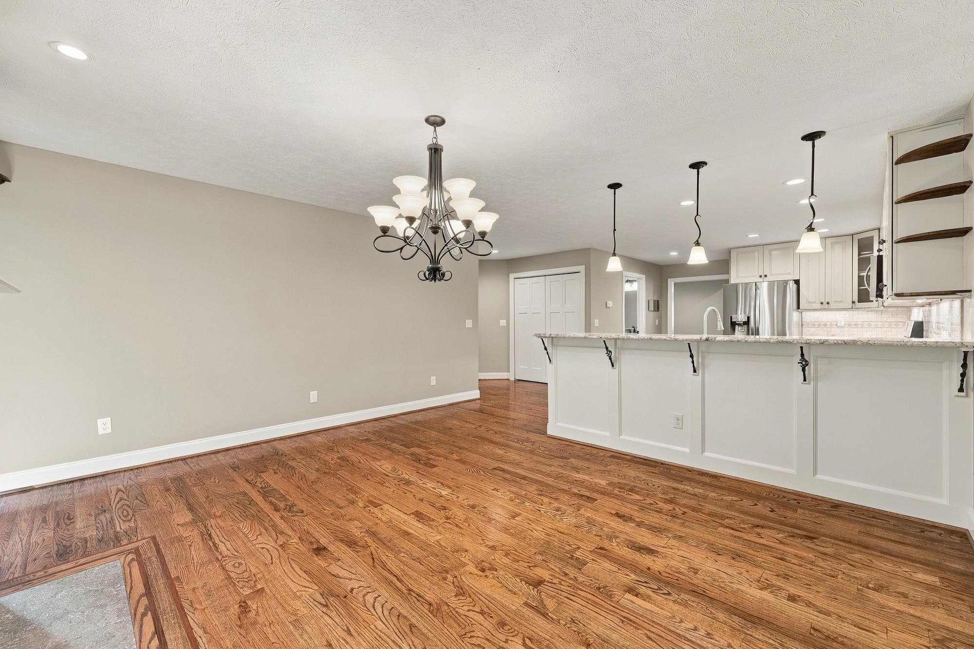418 COLLINSWOOD DR, STAUNTON, Virginia 22401, 4 Bedrooms Bedrooms, ,3 BathroomsBathrooms,Residential,End unit townhome, double driveway, high-end finis,418 COLLINSWOOD DR,683182 MLS # 683182