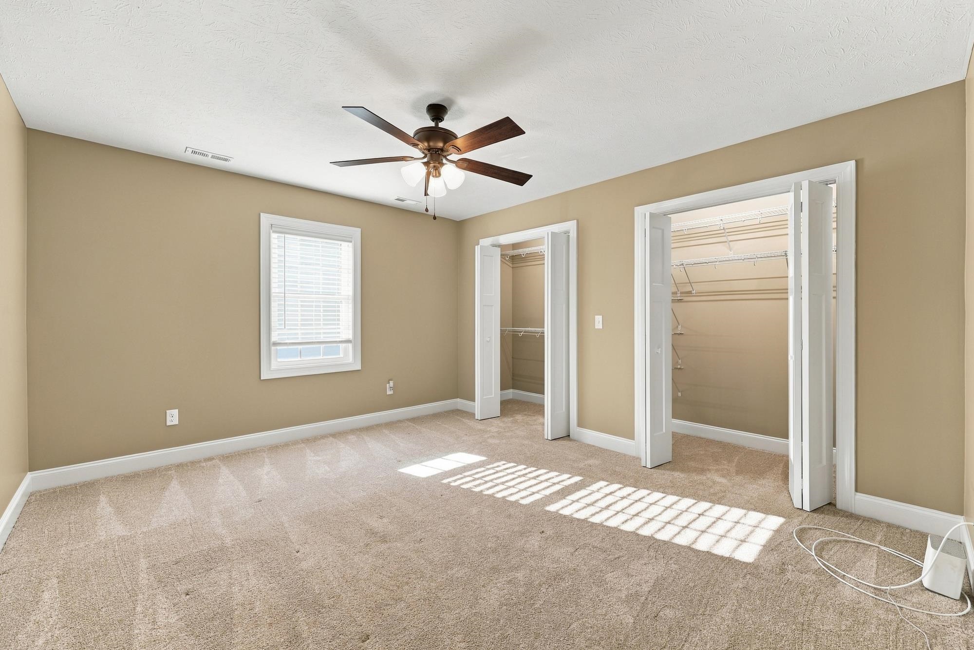 418 COLLINSWOOD DR, STAUNTON, Virginia 22401, 4 Bedrooms Bedrooms, ,3 BathroomsBathrooms,Residential,End unit townhome, double driveway, high-end finis,418 COLLINSWOOD DR,683182 MLS # 683182