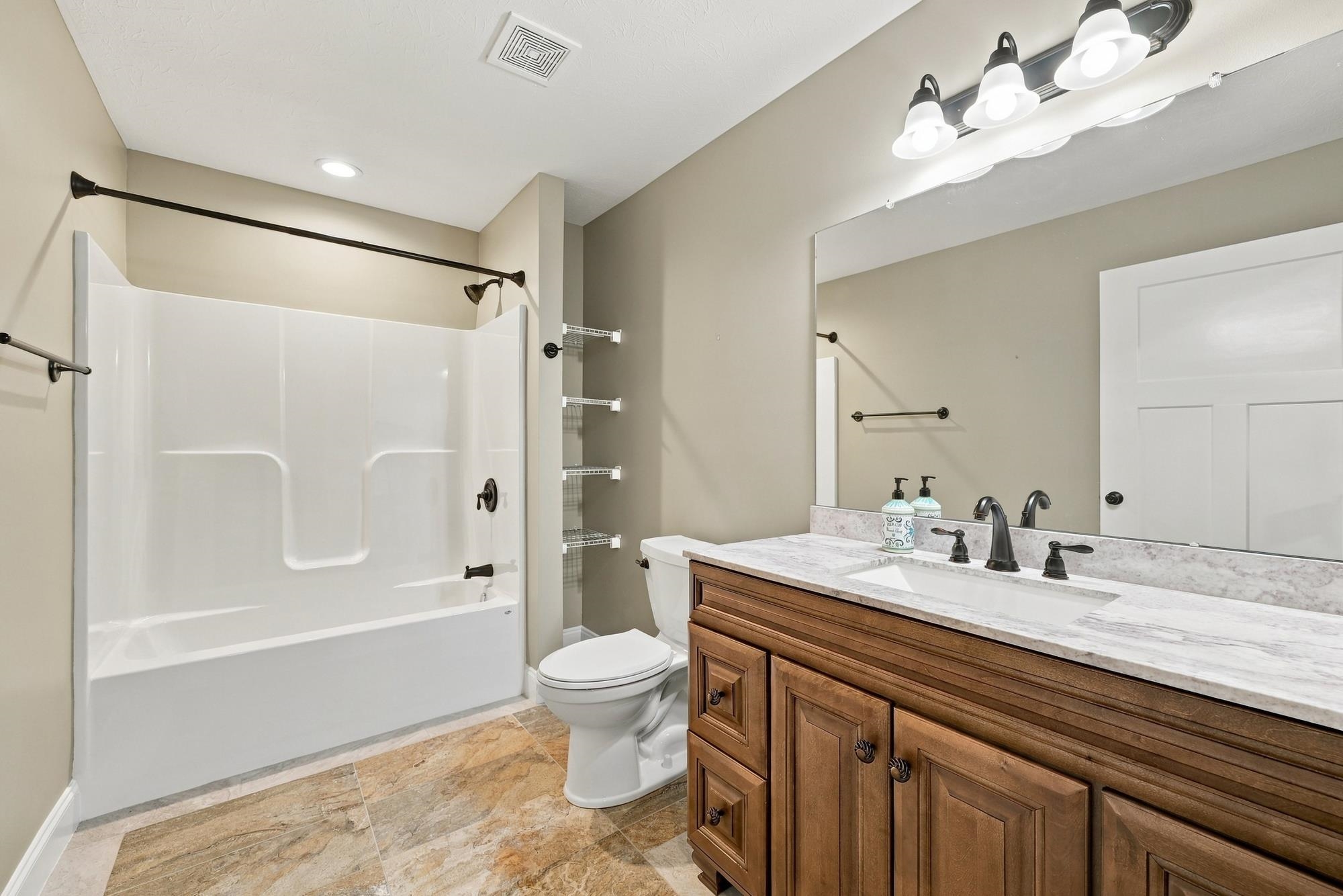 418 COLLINSWOOD DR, STAUNTON, Virginia 22401, 4 Bedrooms Bedrooms, ,3 BathroomsBathrooms,Residential,End unit townhome, double driveway, high-end finis,418 COLLINSWOOD DR,683182 MLS # 683182