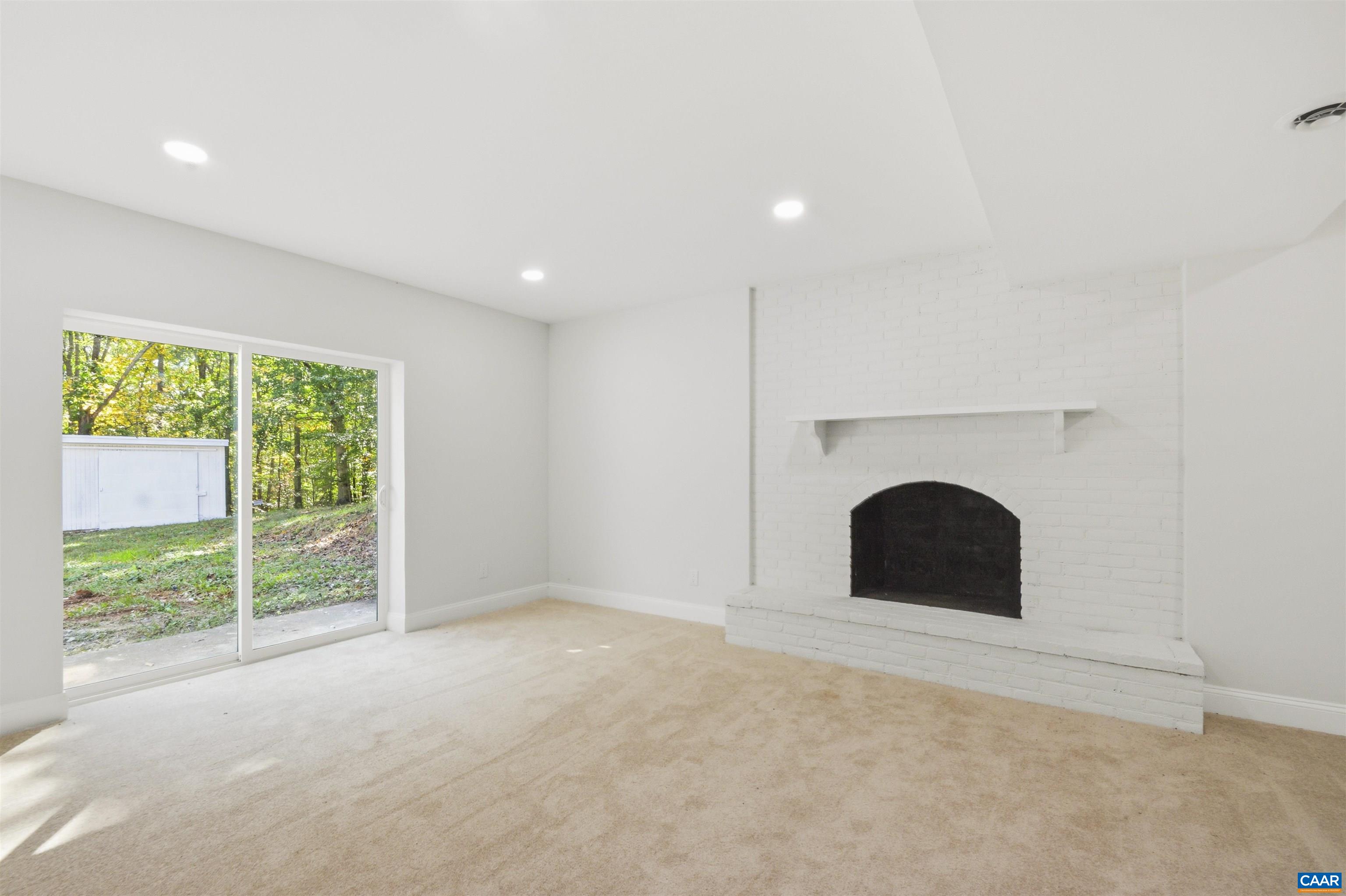 1842 ED JONES RD, SCOTTSVILLE, Virginia 24590, 3 Bedrooms Bedrooms, ,3 BathroomsBathrooms,Residential,1842 ED JONES RD,683175 MLS # 683175 1842 ED JONES RD, SCOTTSVILLE, Virginia 24590, 3 Bedrooms Bedrooms, ,3 BathroomsBathrooms,Residential,1842 ED JONES RD,683175 MLS # 683175