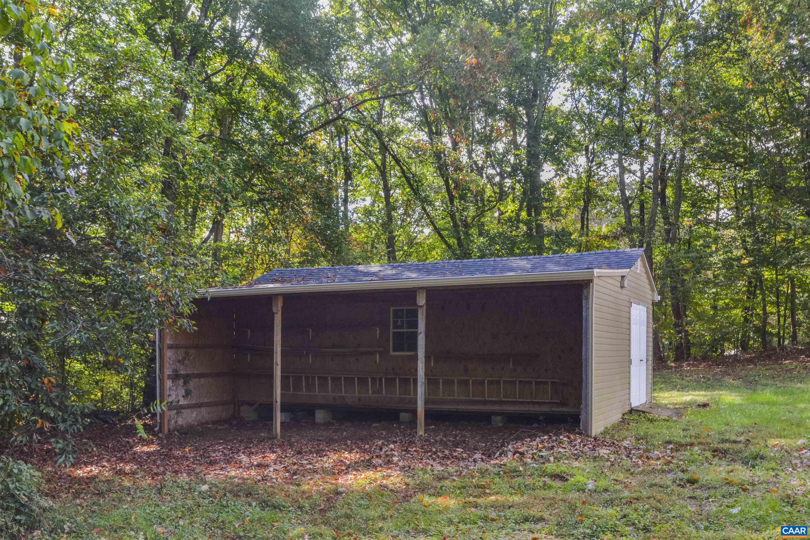 1842 ED JONES RD, SCOTTSVILLE, Virginia 24590, 3 Bedrooms Bedrooms, ,3 BathroomsBathrooms,Residential,1842 ED JONES RD,683175 MLS # 683175 1842 ED JONES RD, SCOTTSVILLE, Virginia 24590, 3 Bedrooms Bedrooms, ,3 BathroomsBathrooms,Residential,1842 ED JONES RD,683175 MLS # 683175
