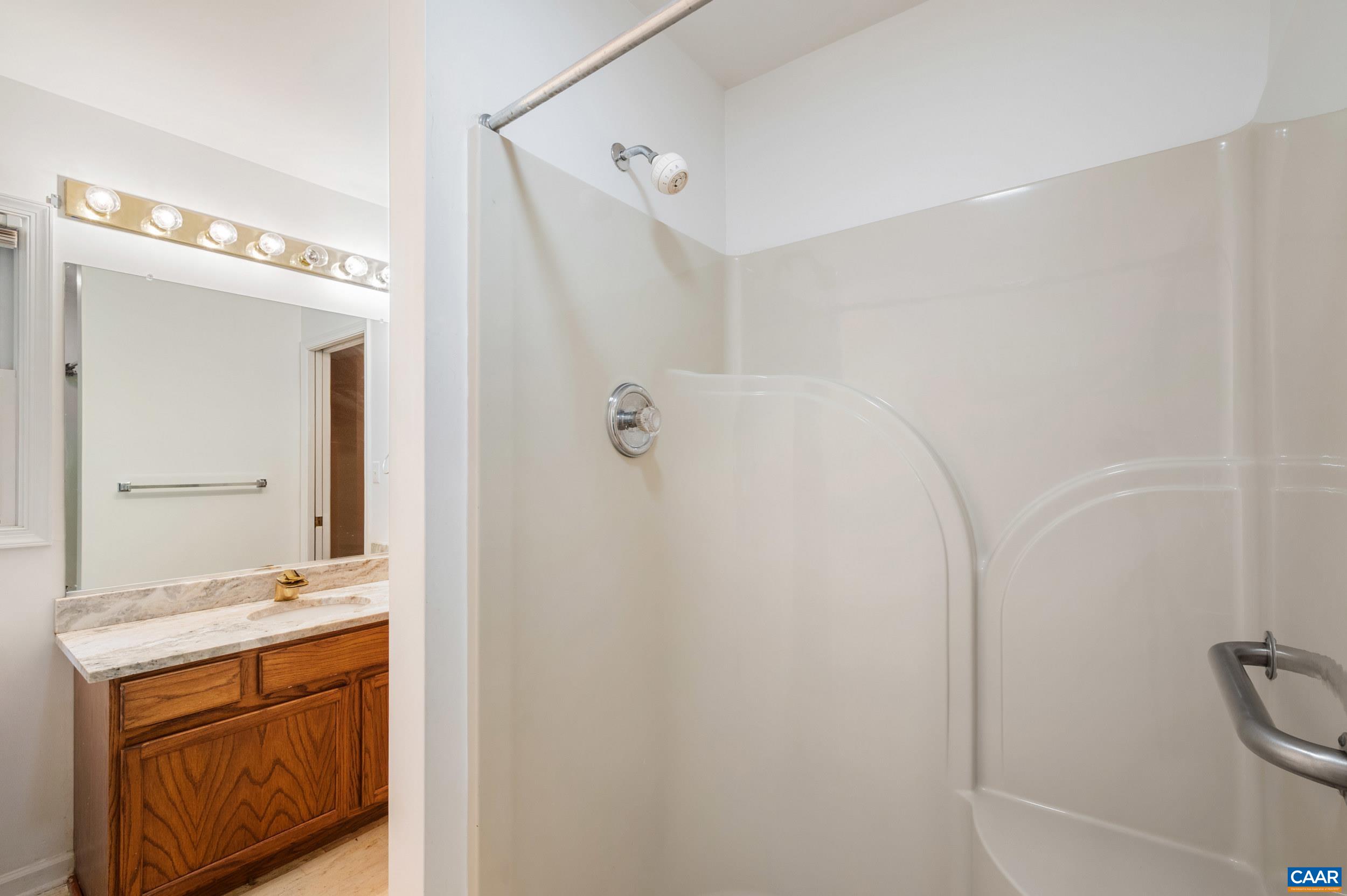17 LONG LEAF LN, PALMYRA, Virginia 22963, 4 Bedrooms Bedrooms, ,4 BathroomsBathrooms,Residential,17 LONG LEAF LN,683190 MLS # 683190 17 LONG LEAF LN, PALMYRA, Virginia 22963, 4 Bedrooms Bedrooms, ,4 BathroomsBathrooms,Residential,17 LONG LEAF LN,683190 MLS # 683190